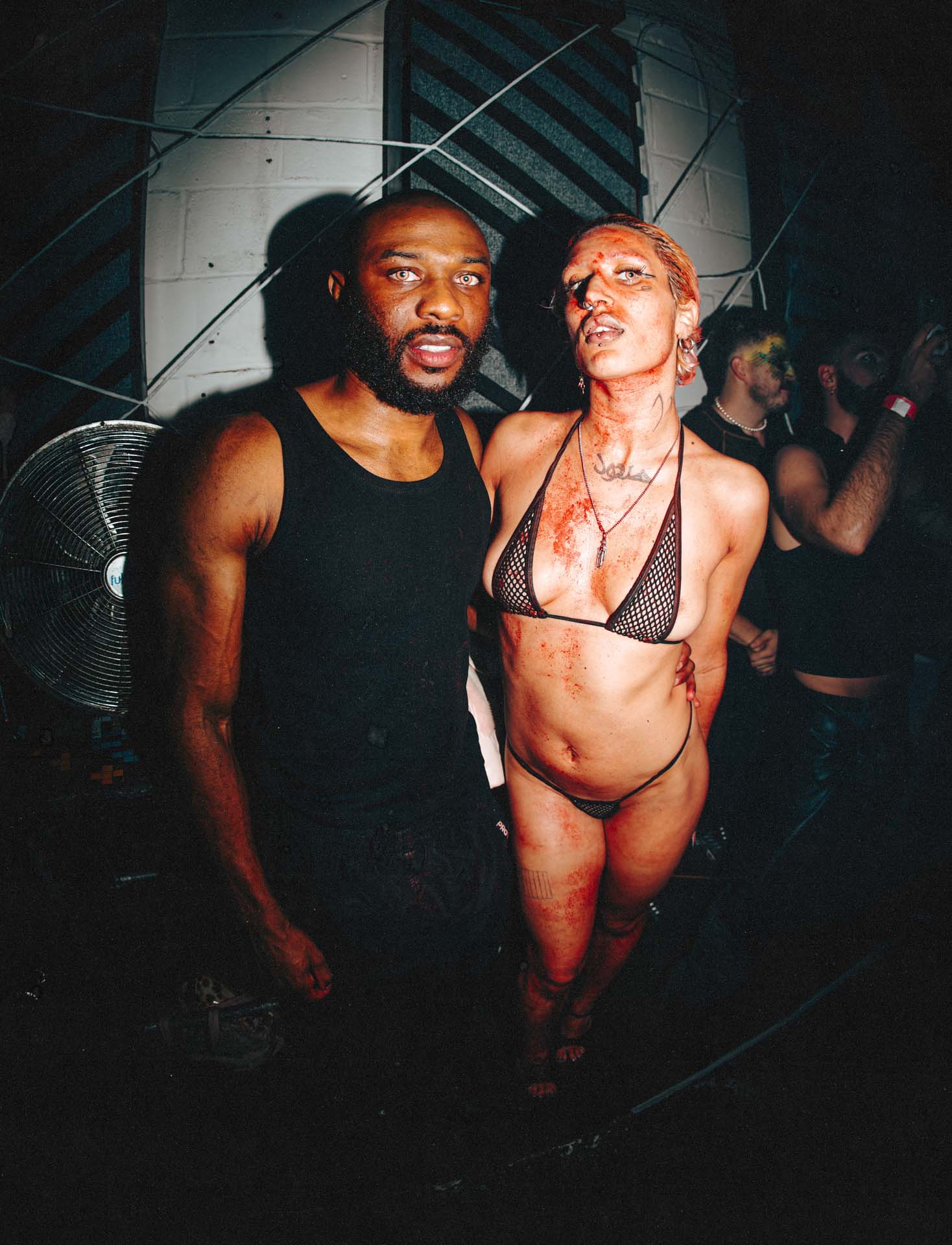 Howl_Rave_18_040_negh5x
