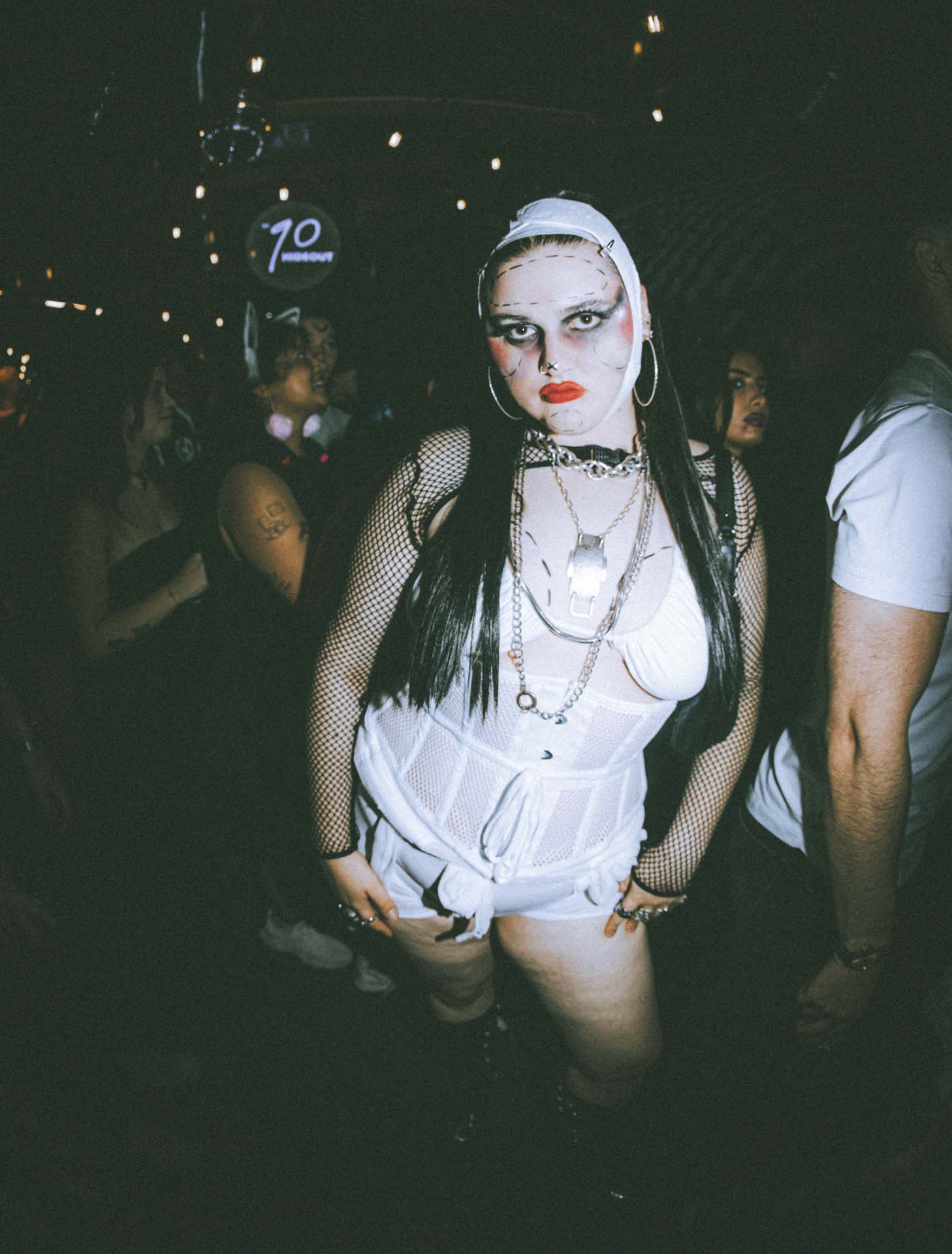 Howl_Rave_18_131_fnif3c