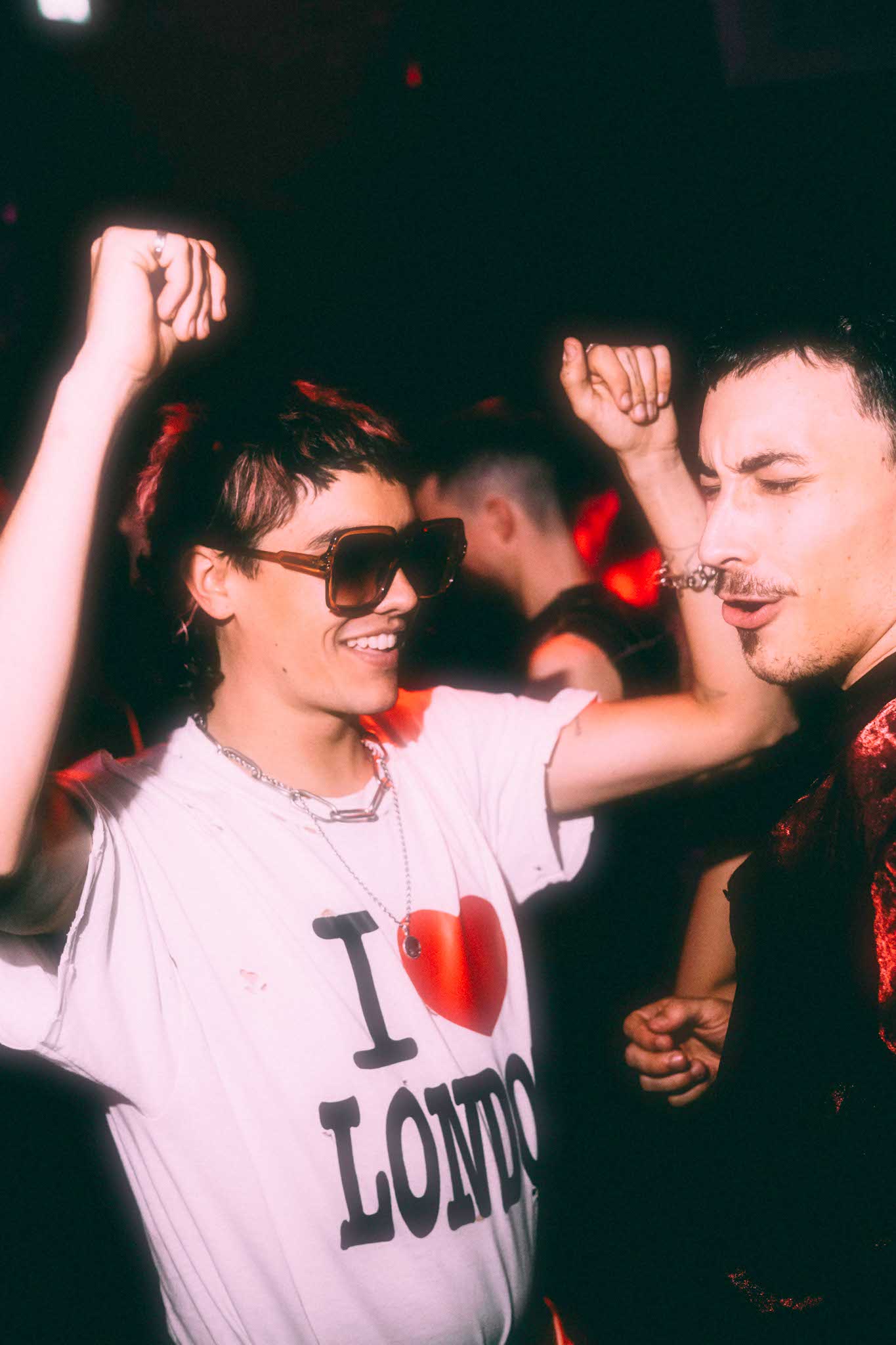 Howl_Rave_5_310_s7qynb