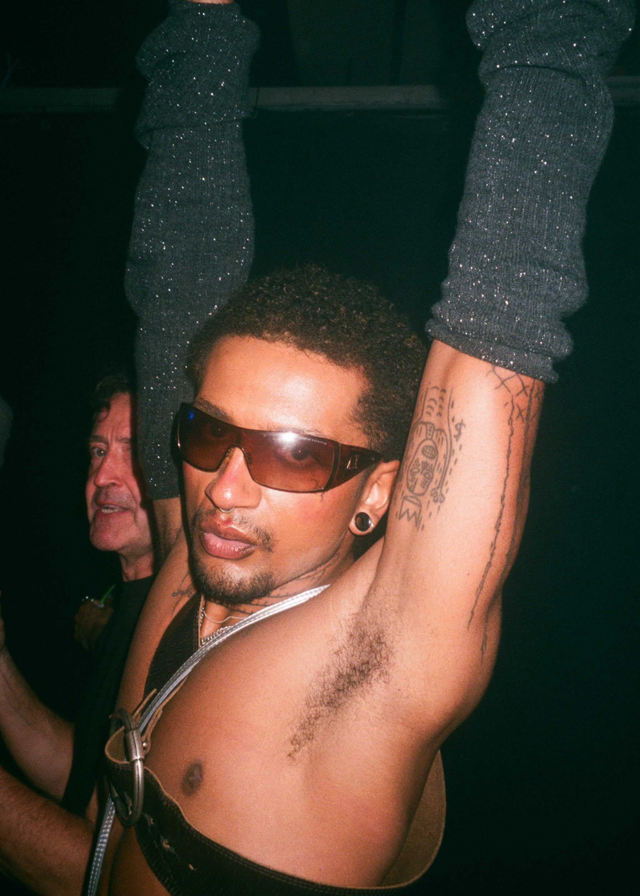 Howl_Rave_5_307_uwabio