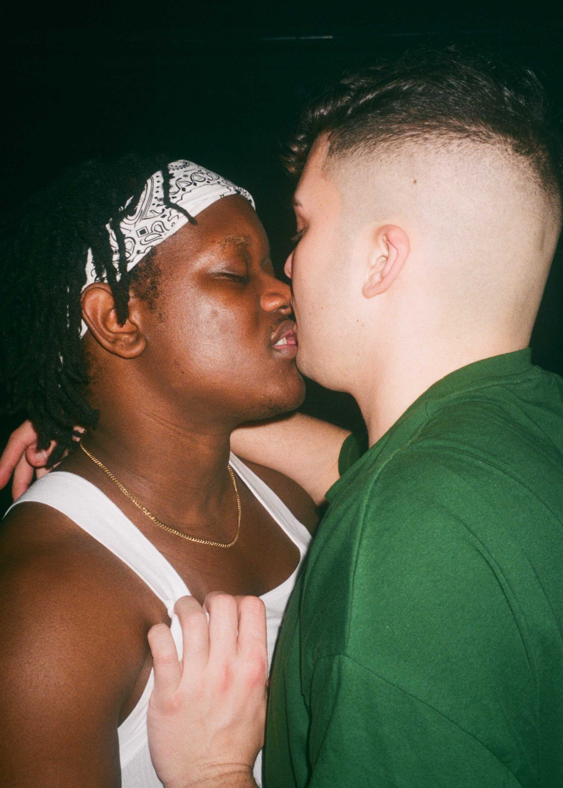 Howl_Rave_5_300_kgjopz