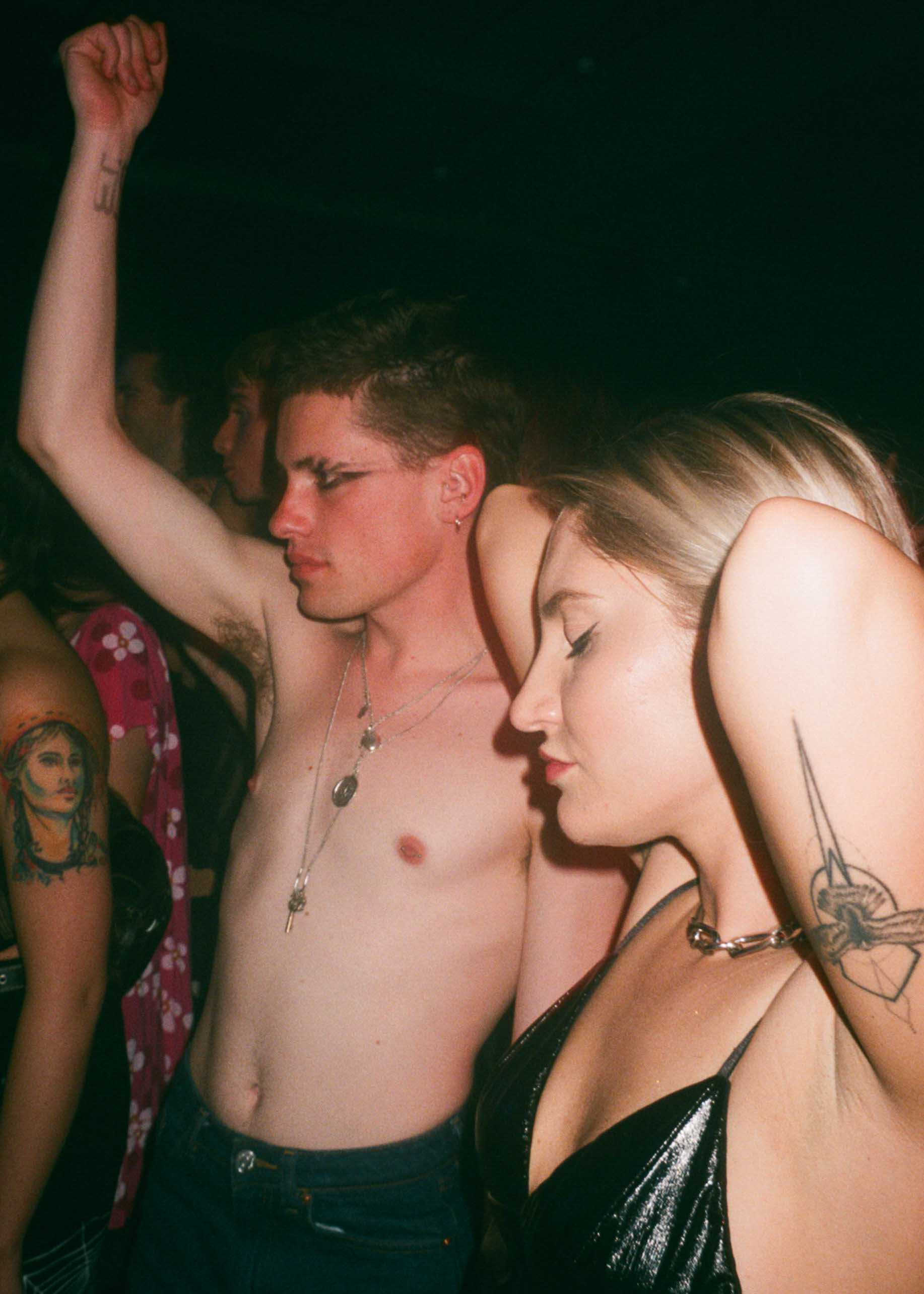 Howl_Rave_5_290_cwycpg