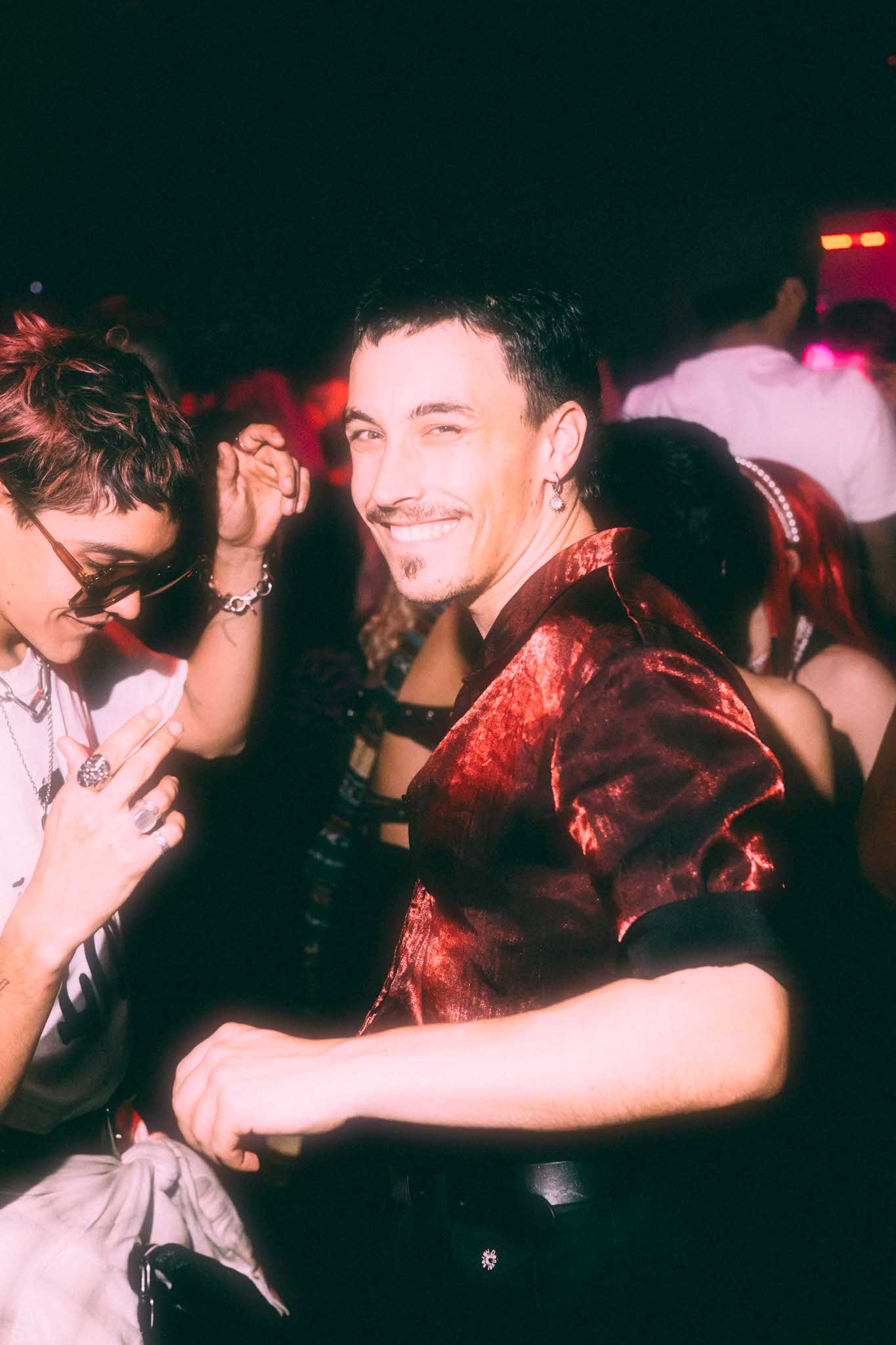 Howl_Rave_5_238_e7pcjj