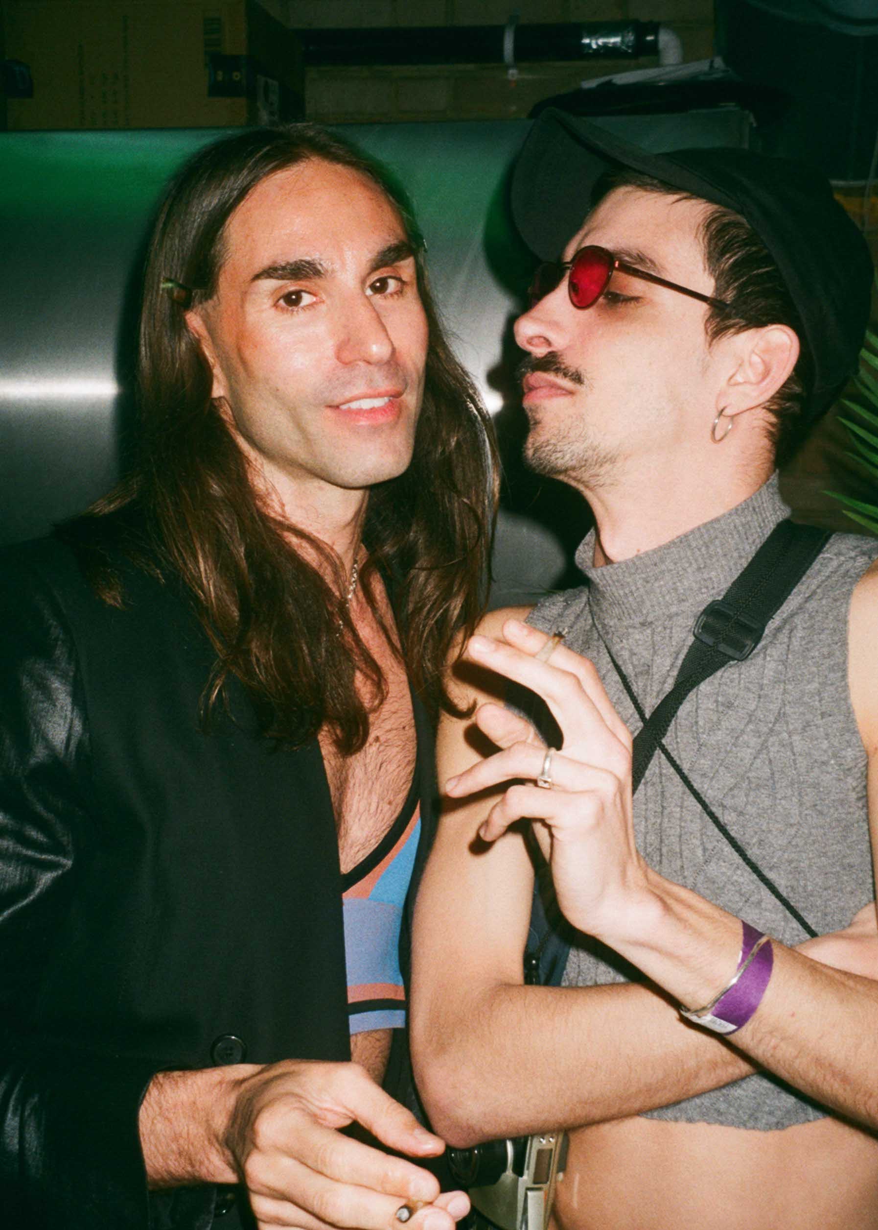 Howl_Rave_5_210_bh8gwl