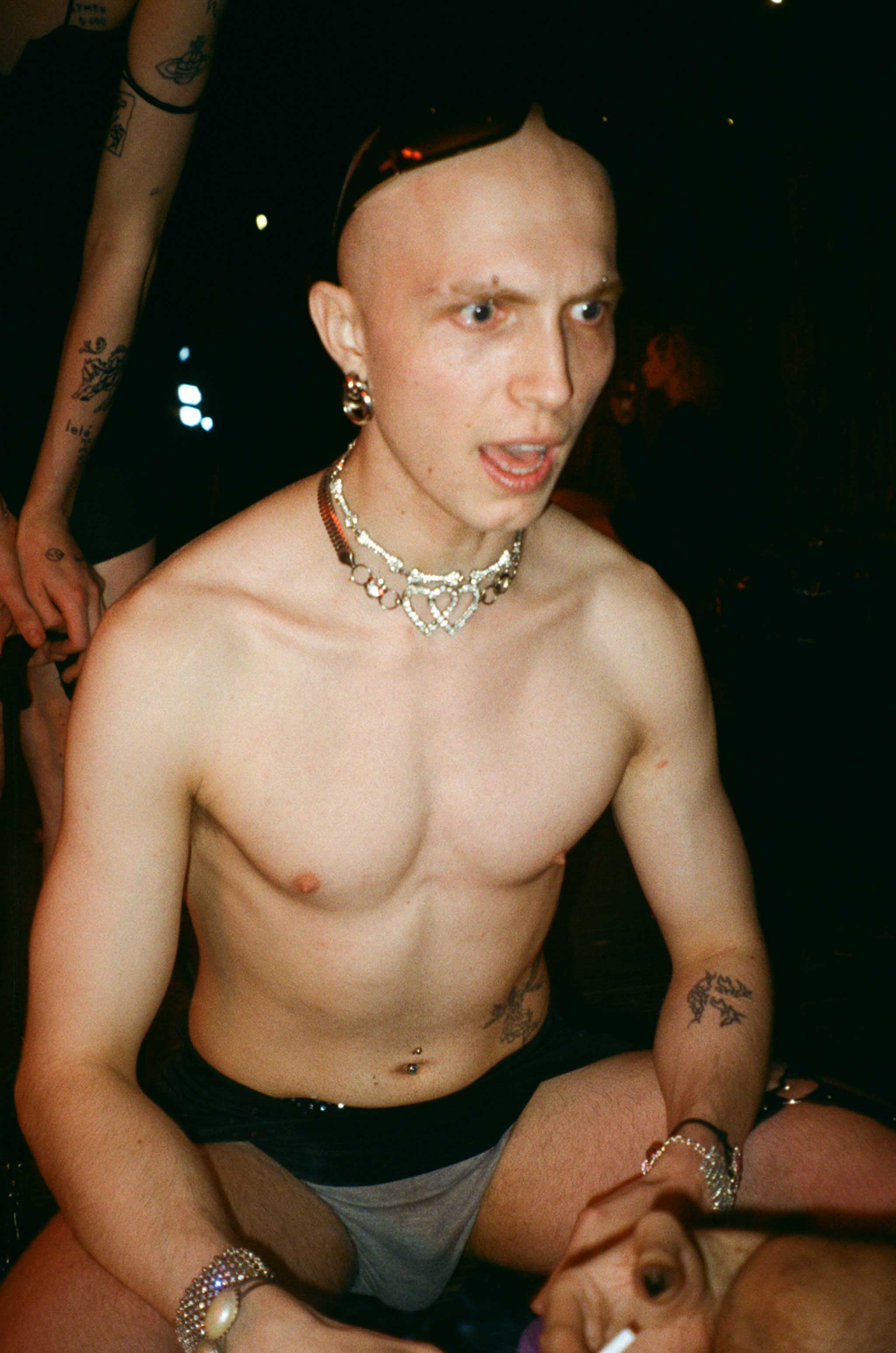 Howl_Rave_5_205_c3upo9