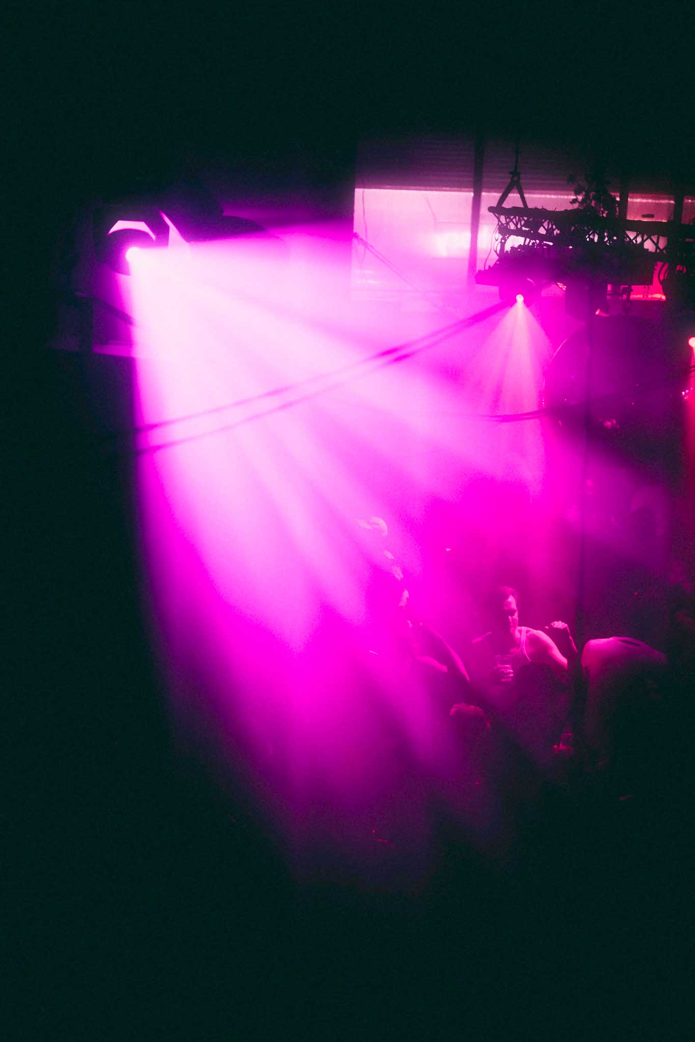 Howl_Rave_5_008_r9po9i