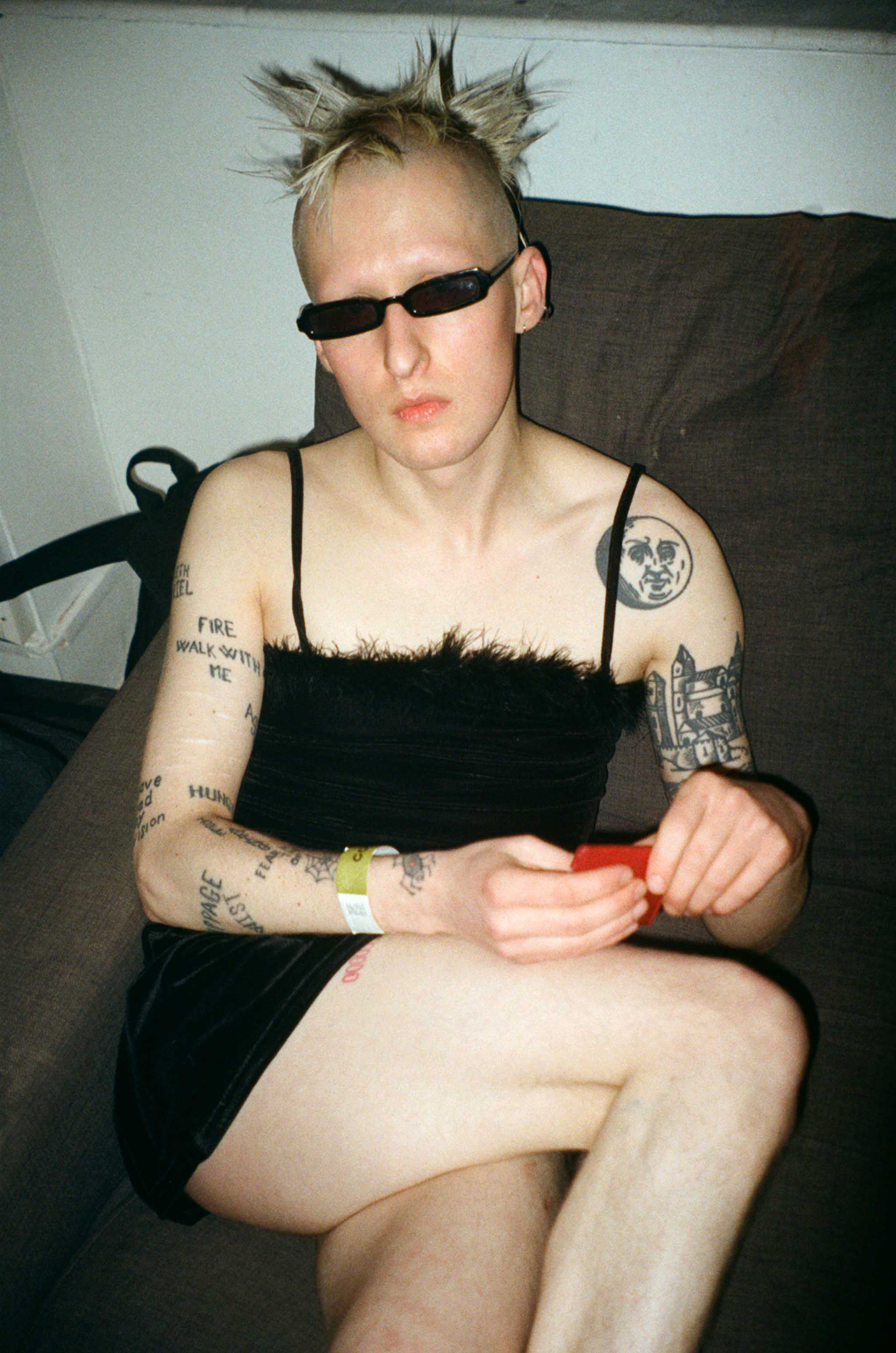 Howl_Rave_5_127_ypjo0e