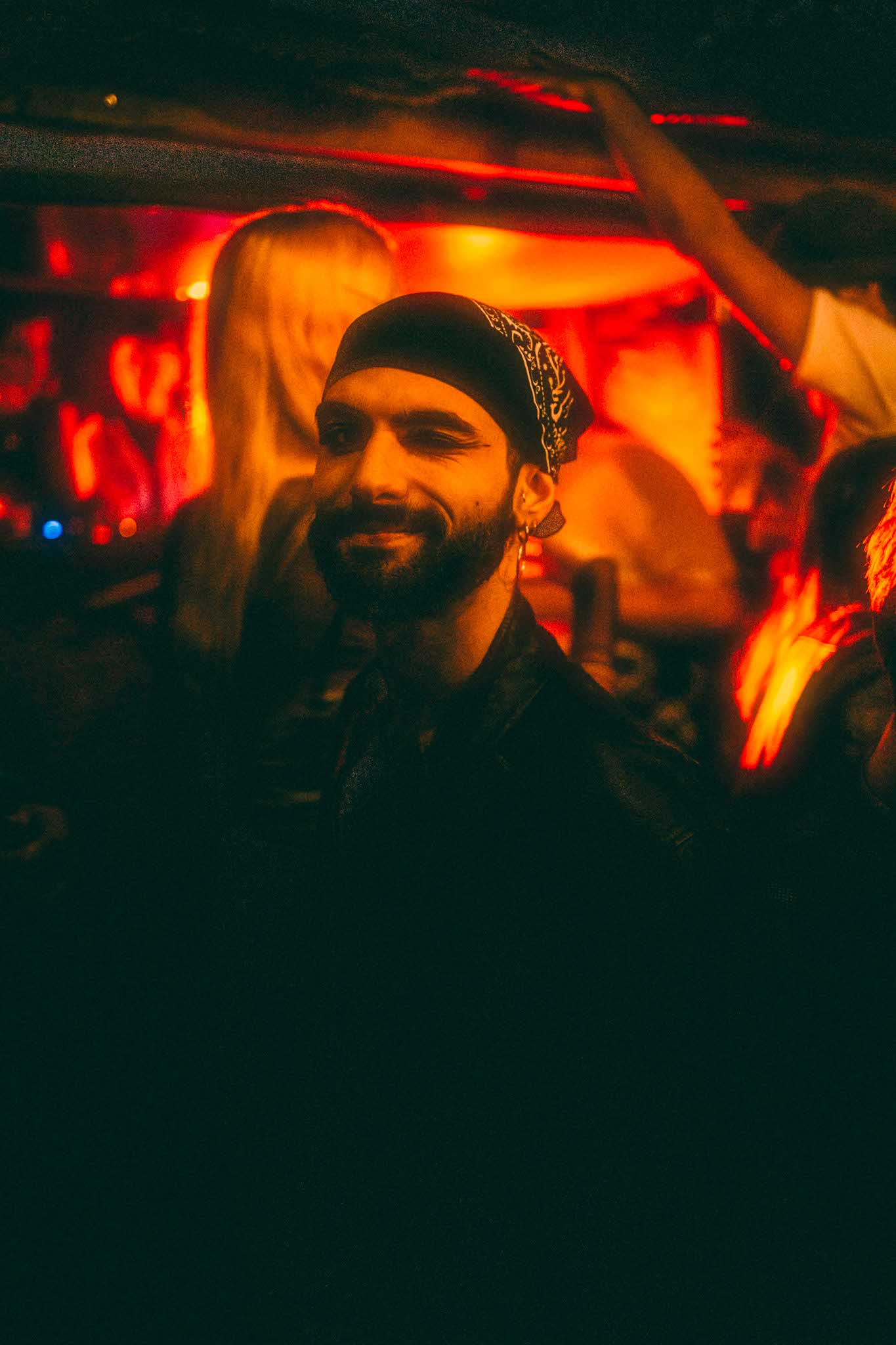 Howl_Rave_5_111_s33ajv