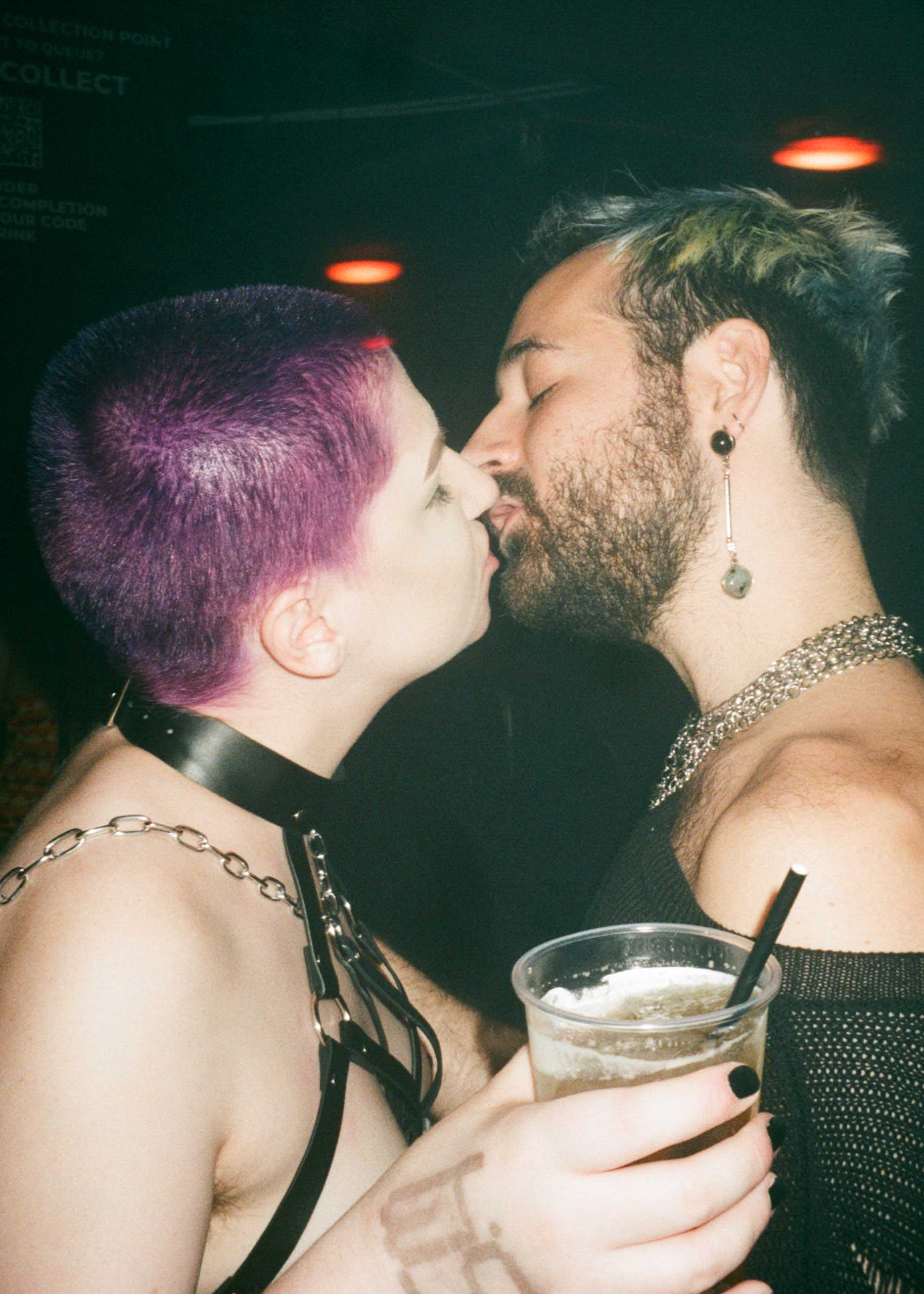 Howl_Rave_6_092_rei6yb