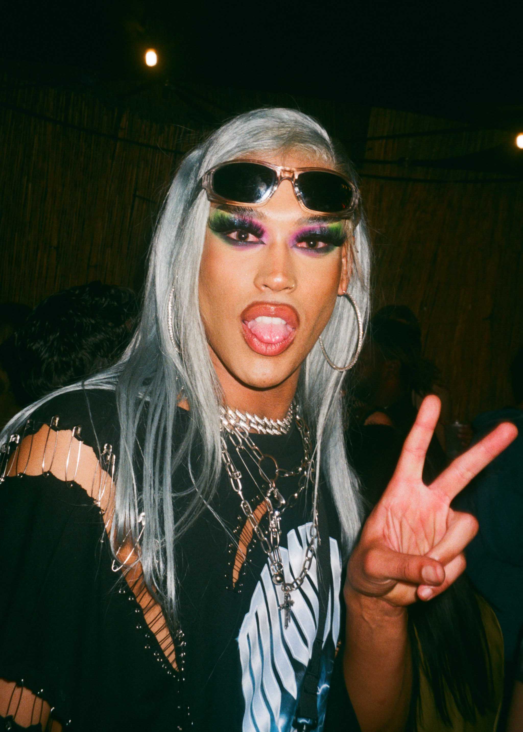 Howl_Rave_6_060_dyivpq