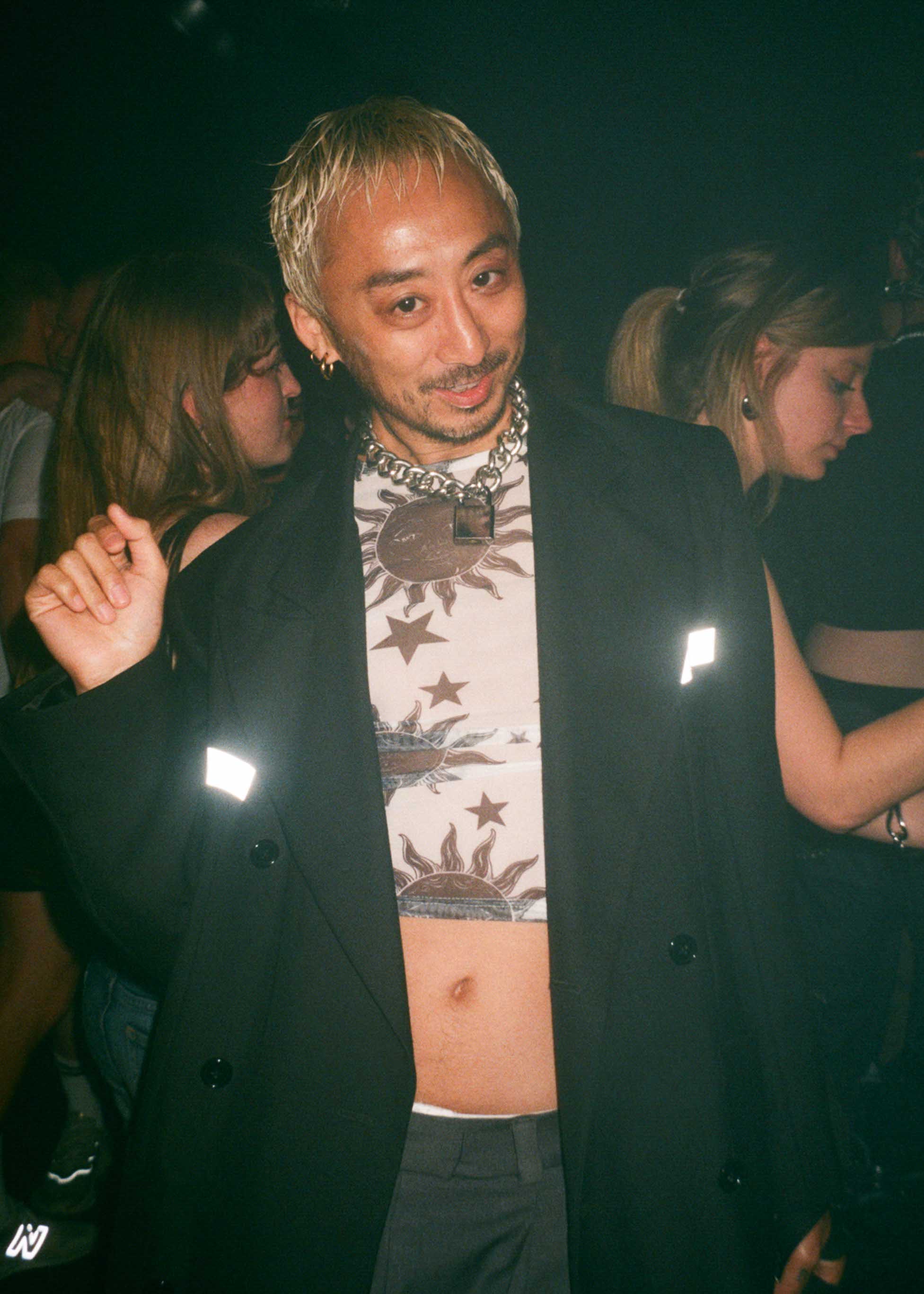 Howl_Rave_6_041_eyrexi