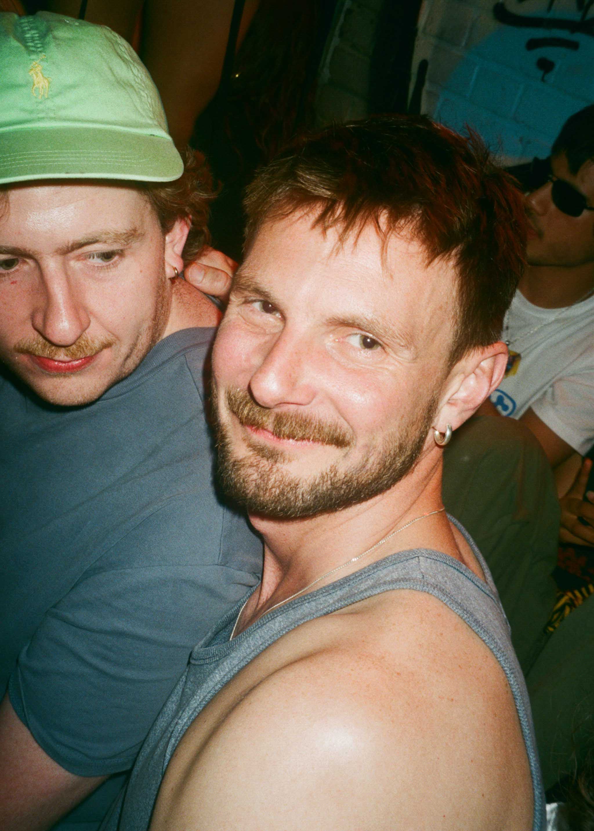 Howl_Rave_6_035_enivfj