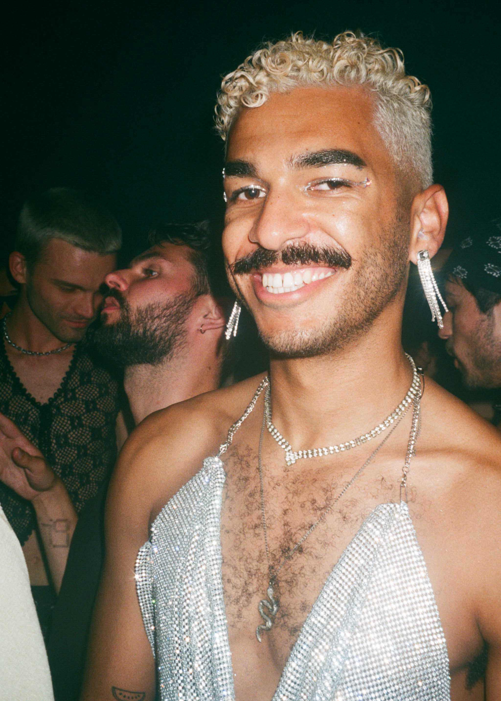 Howl_Rave_6_005_ouj7xh