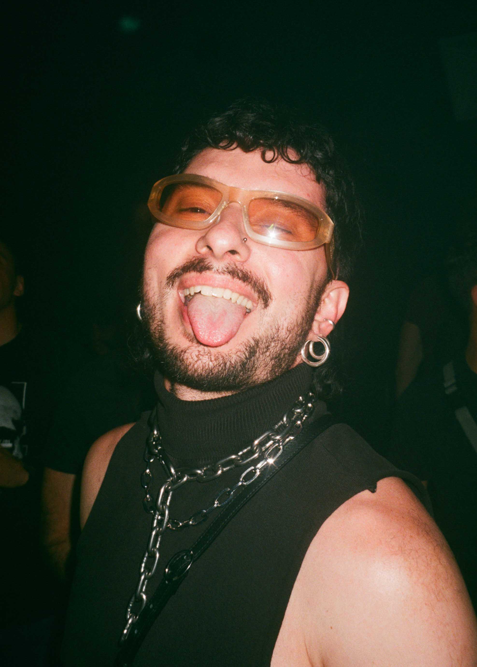 Howl_Rave_6_166_xcoyzl