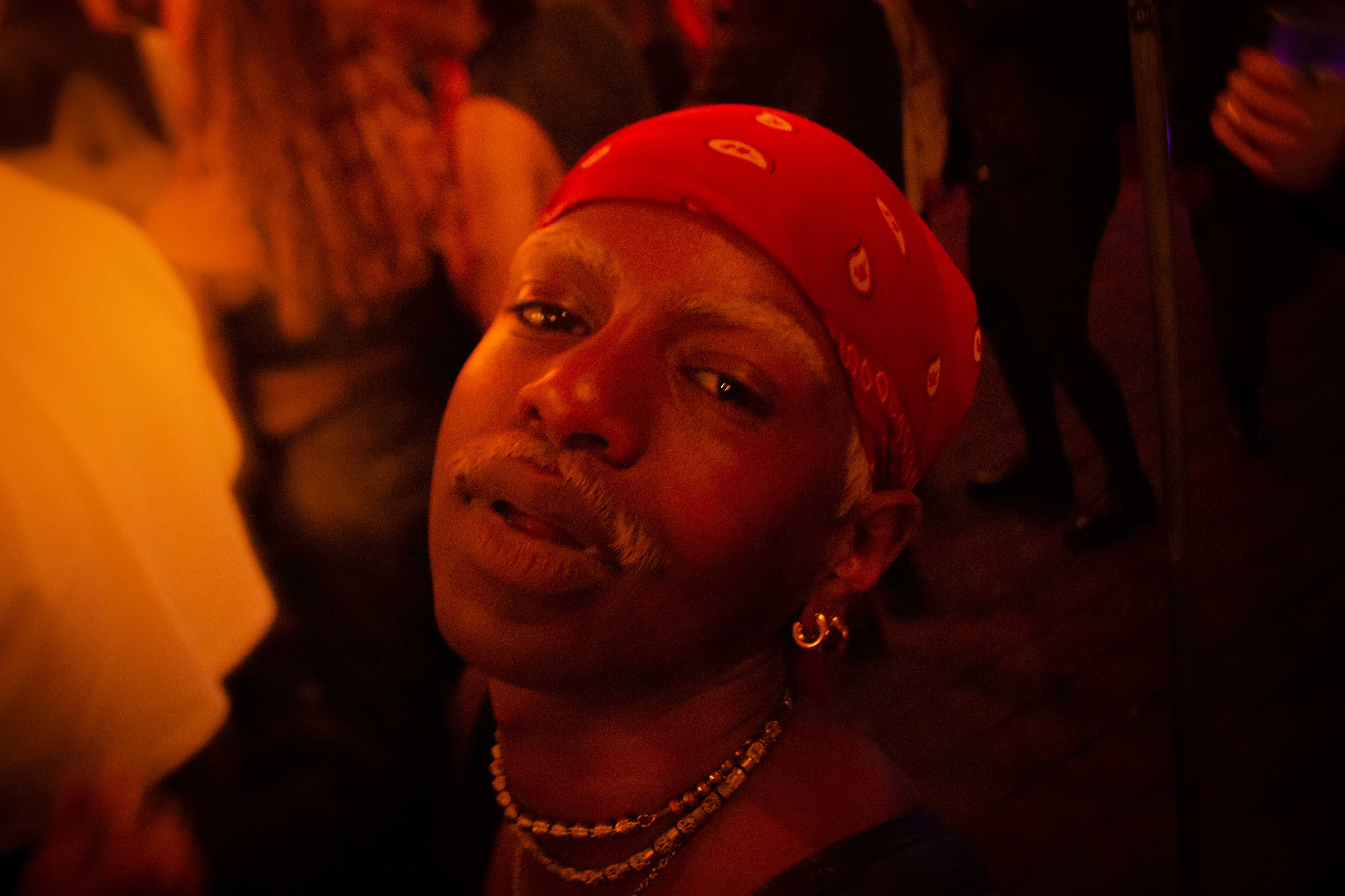 Howl_Rave_6_165_fnocyv