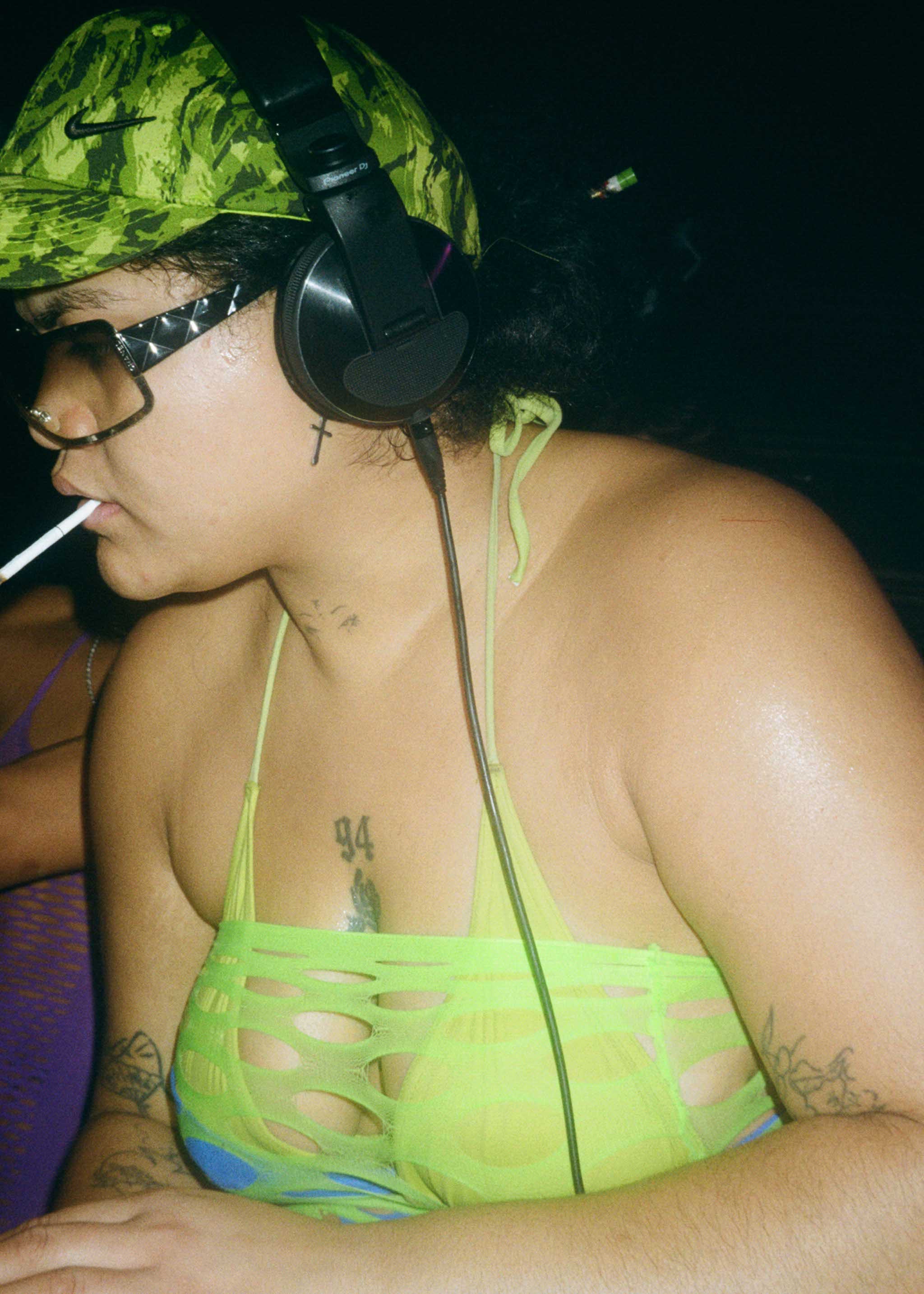 Howl_Rave_6_139_wxiy2w