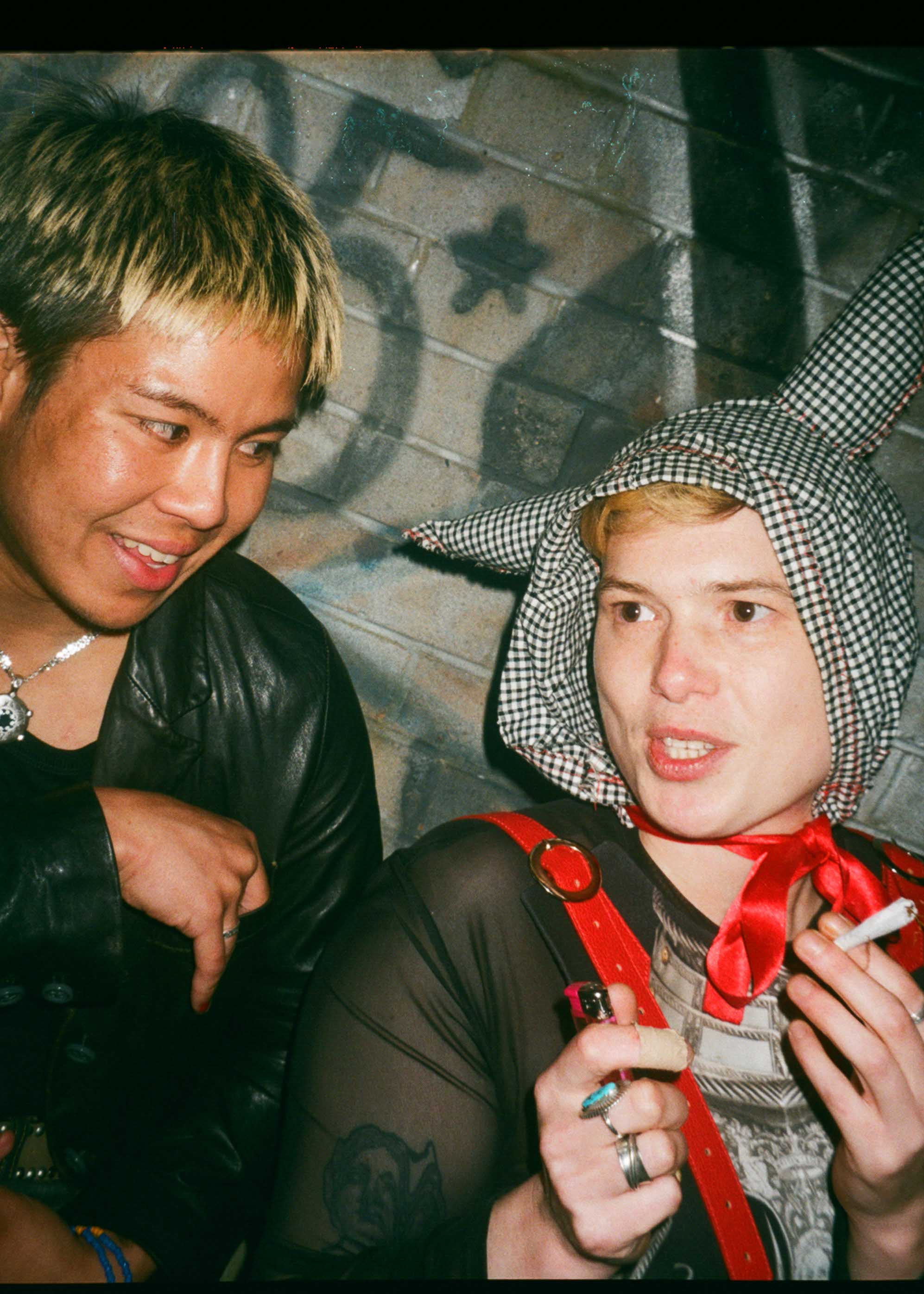 Howl_Rave_6_124_bqrqq2