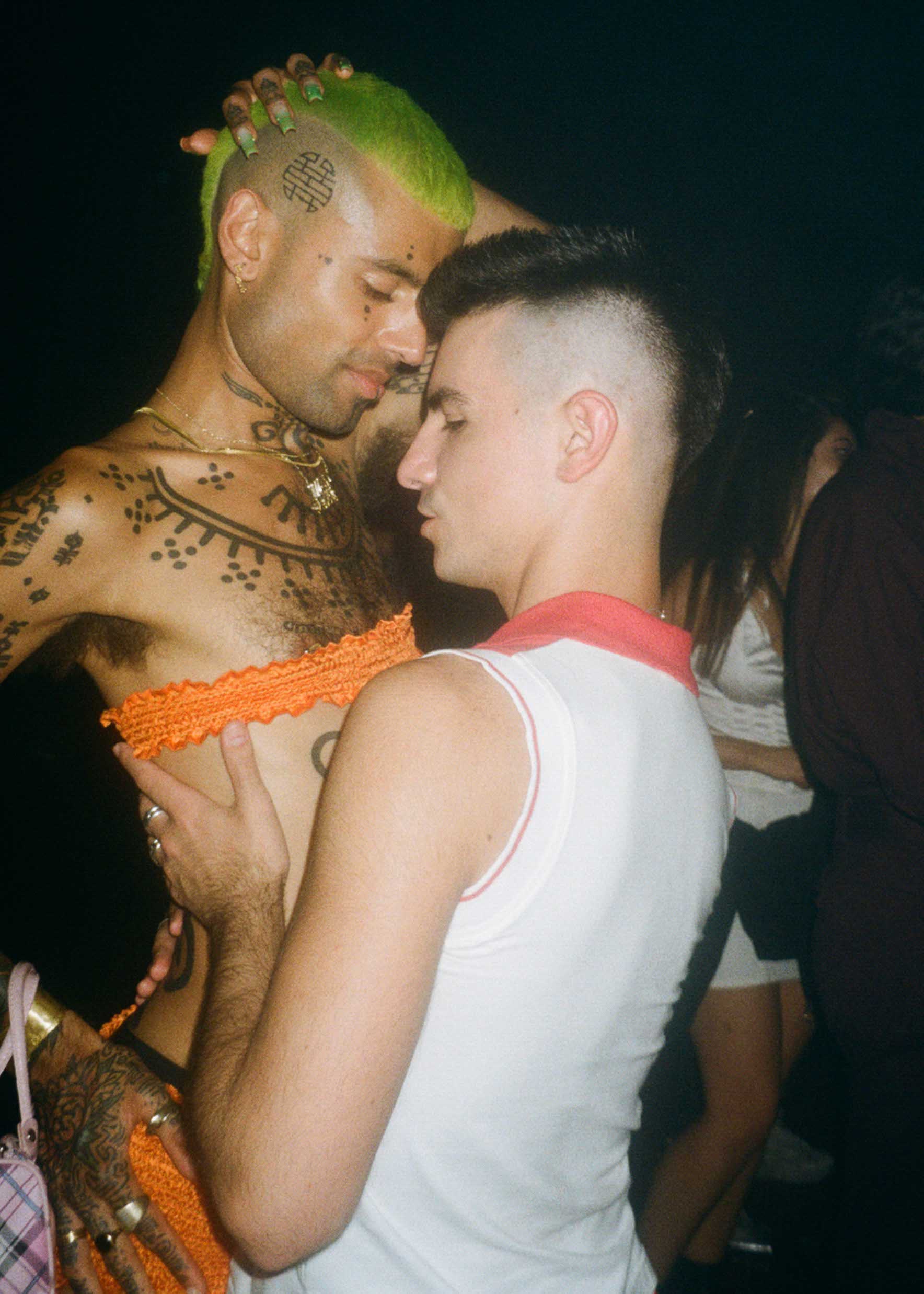 Howl_Rave_6_125_xkxmli