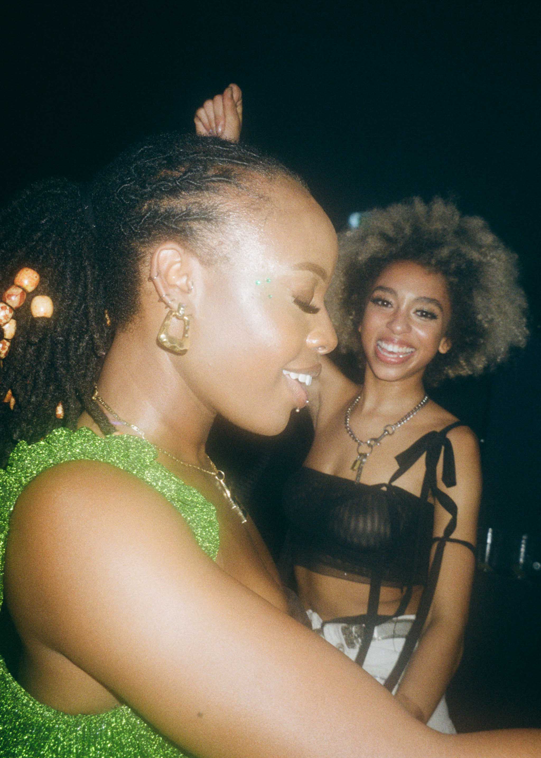 Howl_Rave_6_117_phlhau