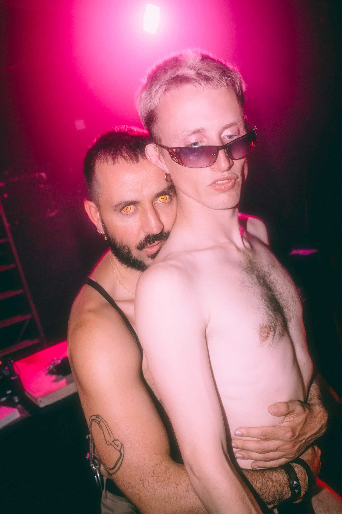 Howl_Rave_7_066_n7om6c