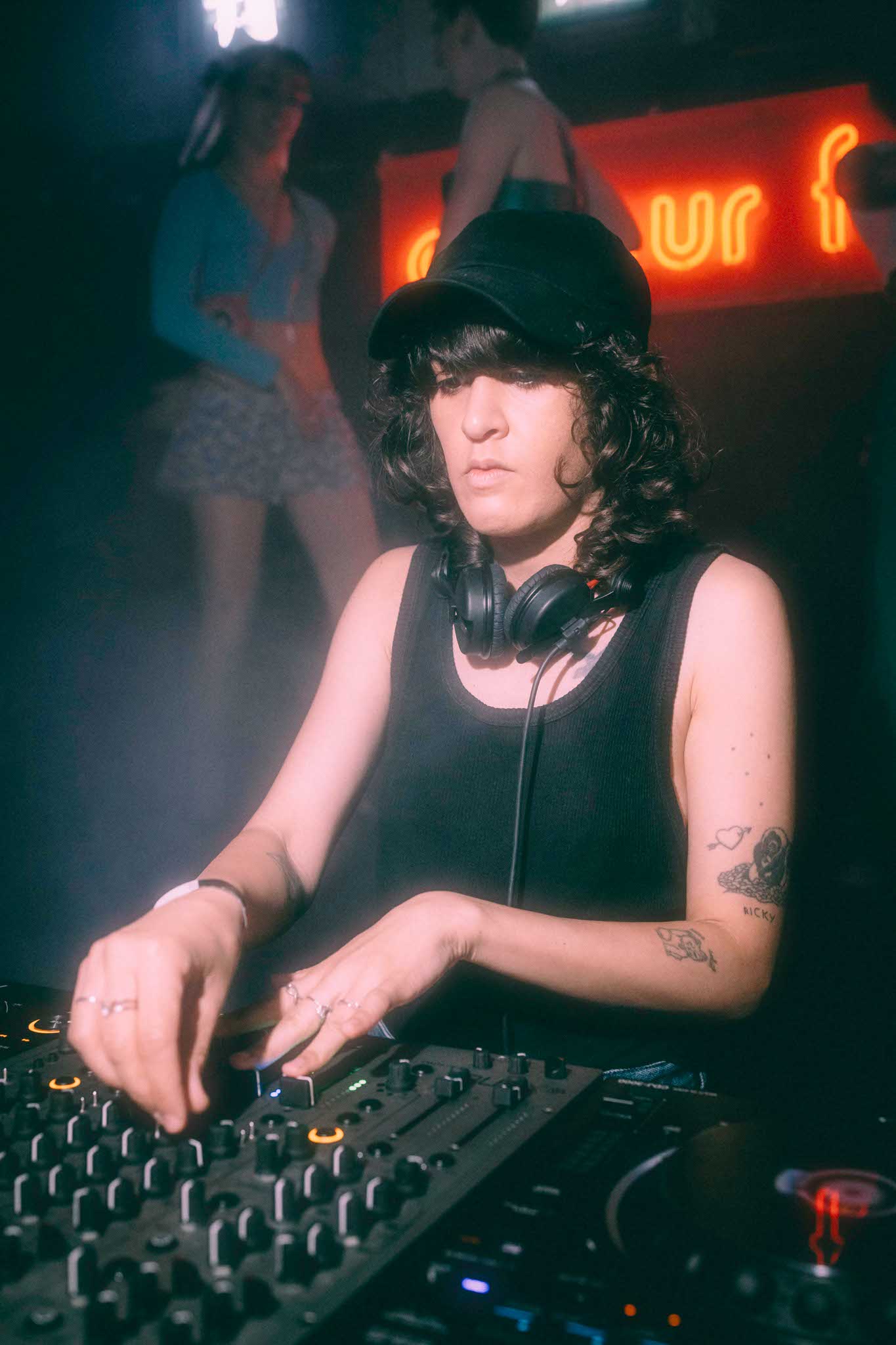 Howl_Rave_7_050_wre42q