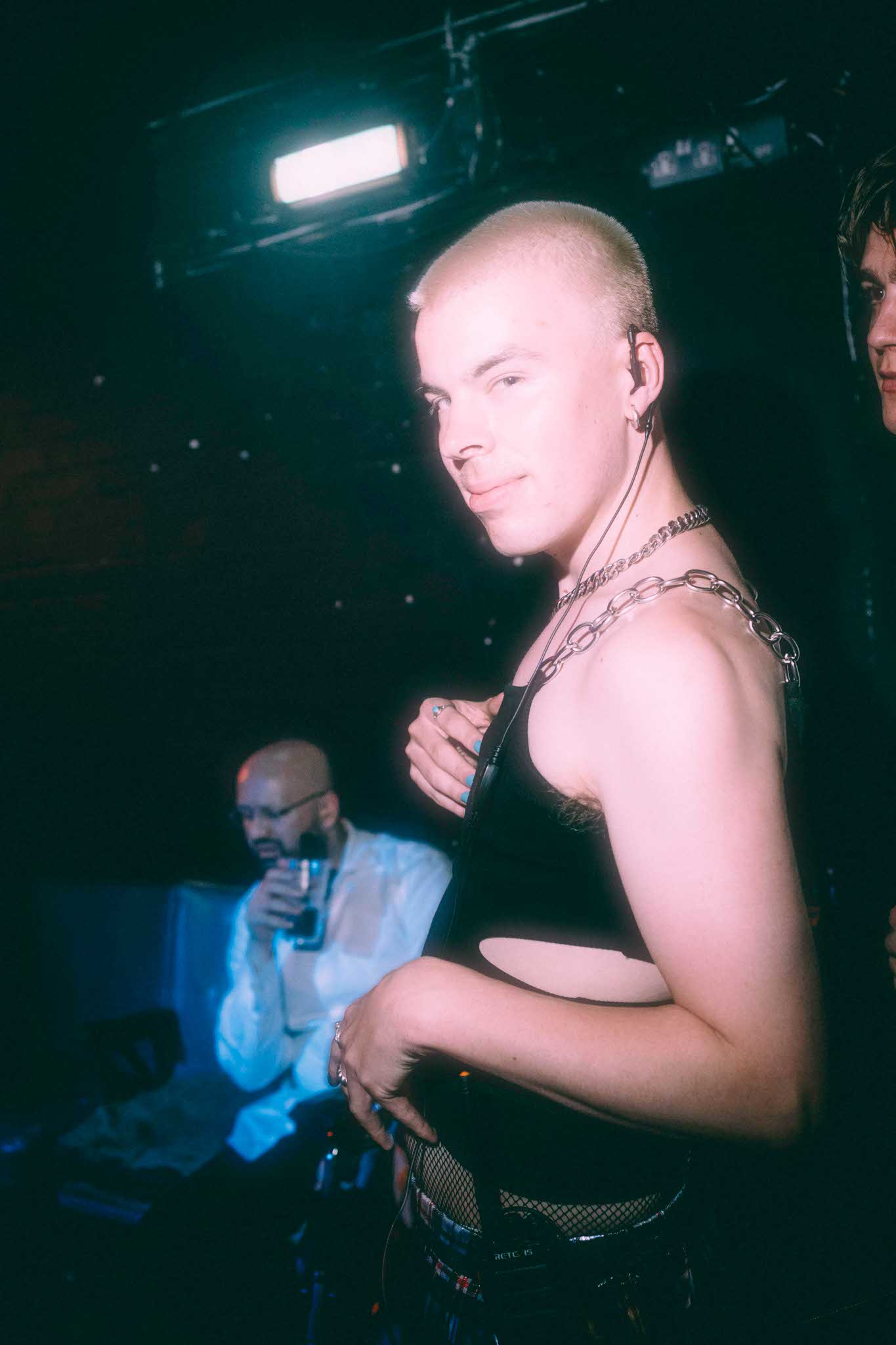 Howl_Rave_7_026_riesfj