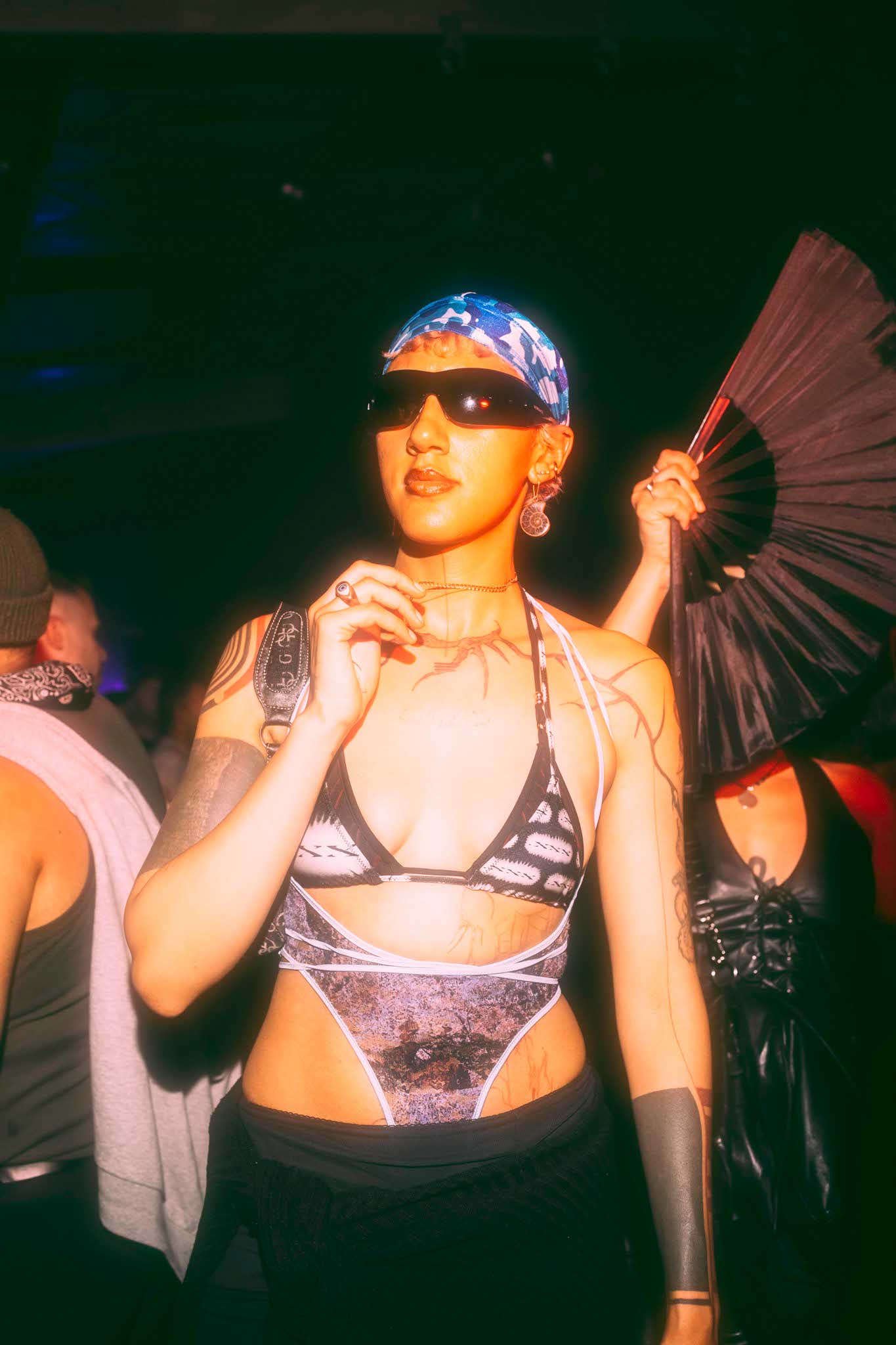 Howl_Rave_8_095_b9byxb