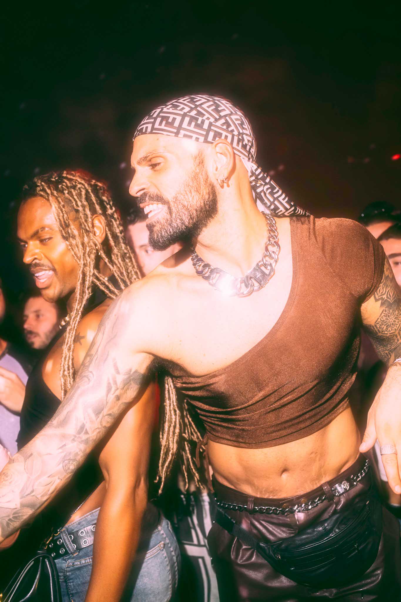 Howl_Rave_8_054_ft6ahe