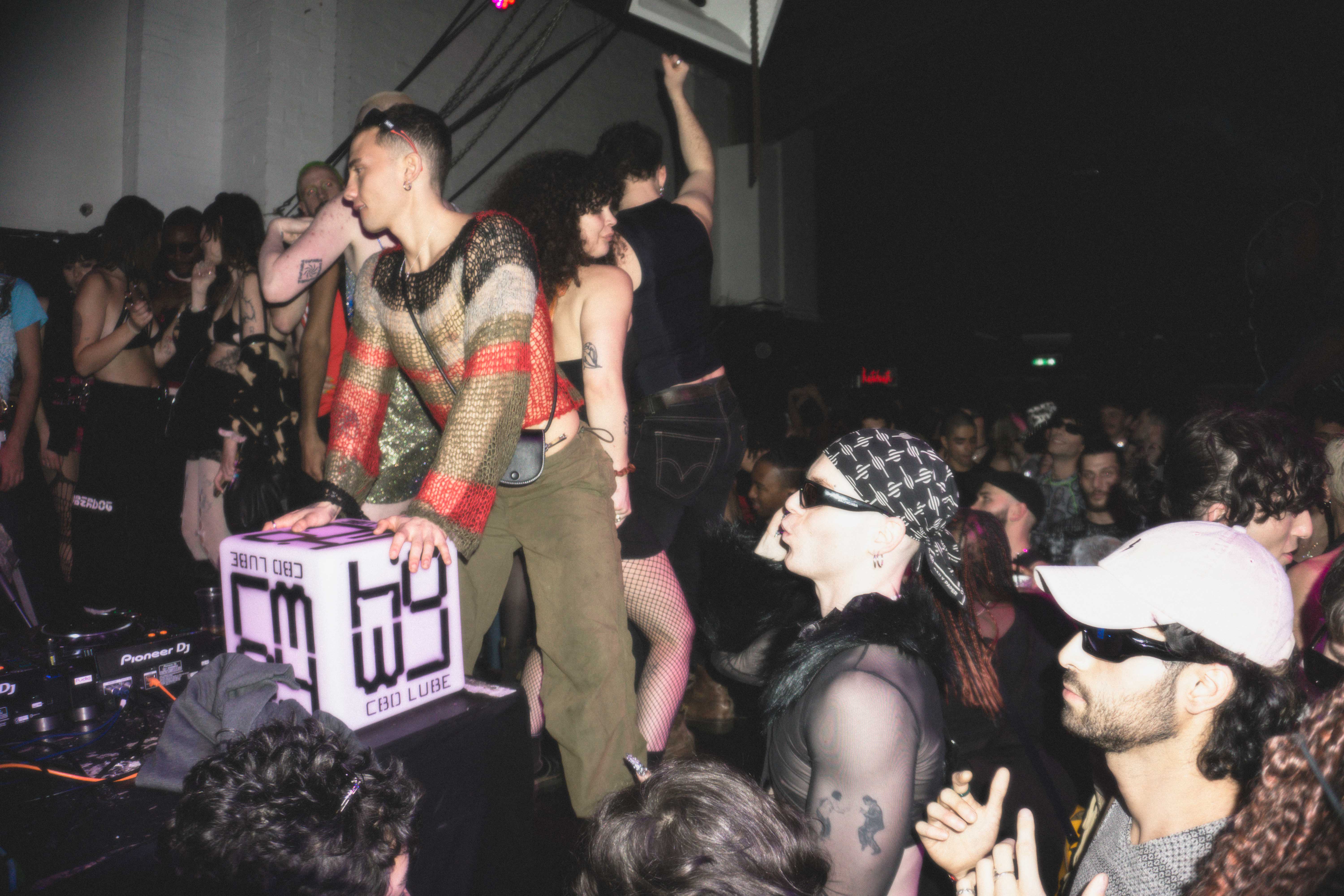 Howl_Rave_09_082_am19ex