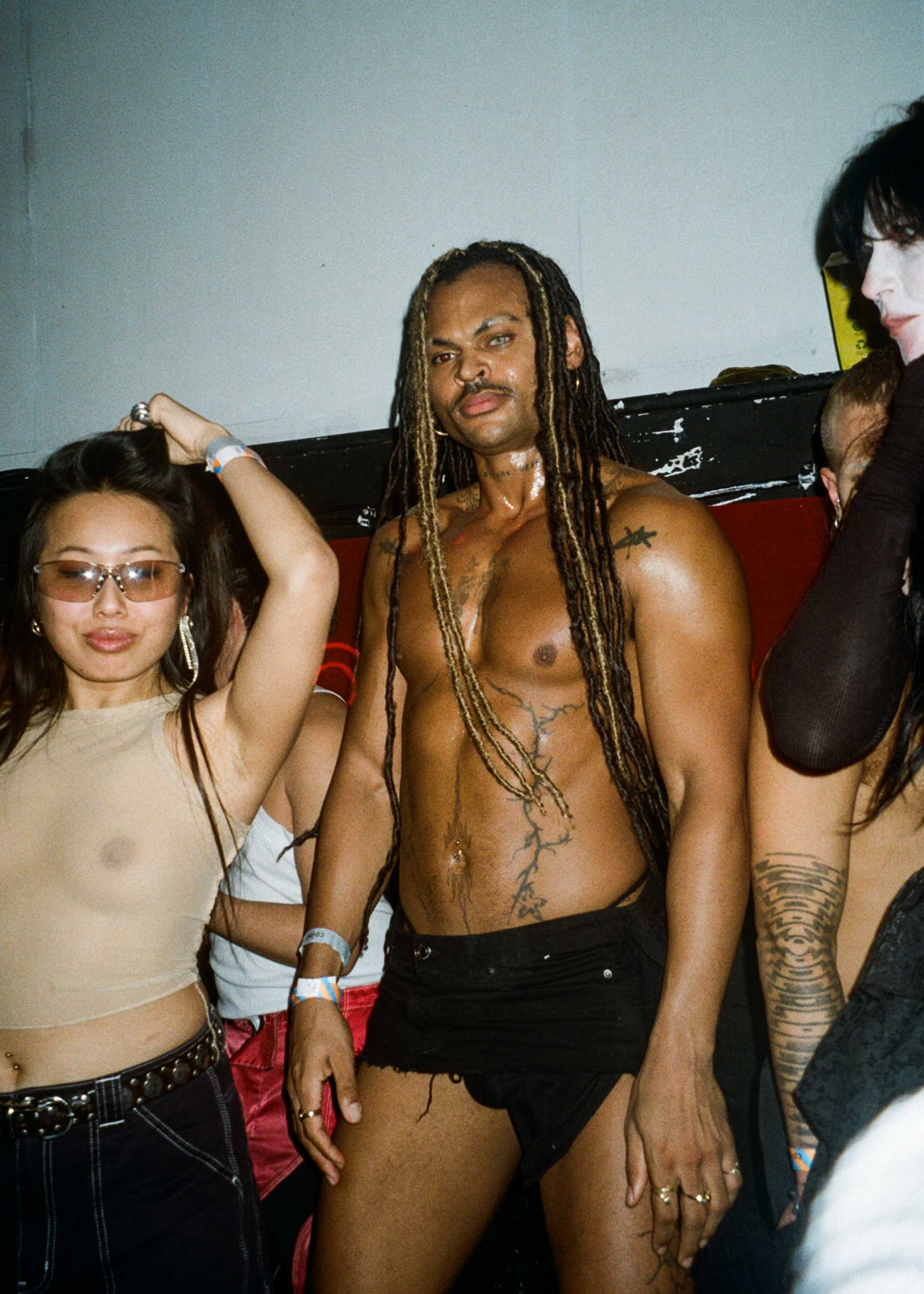 Howl_Rave_09_062_h9zkgq