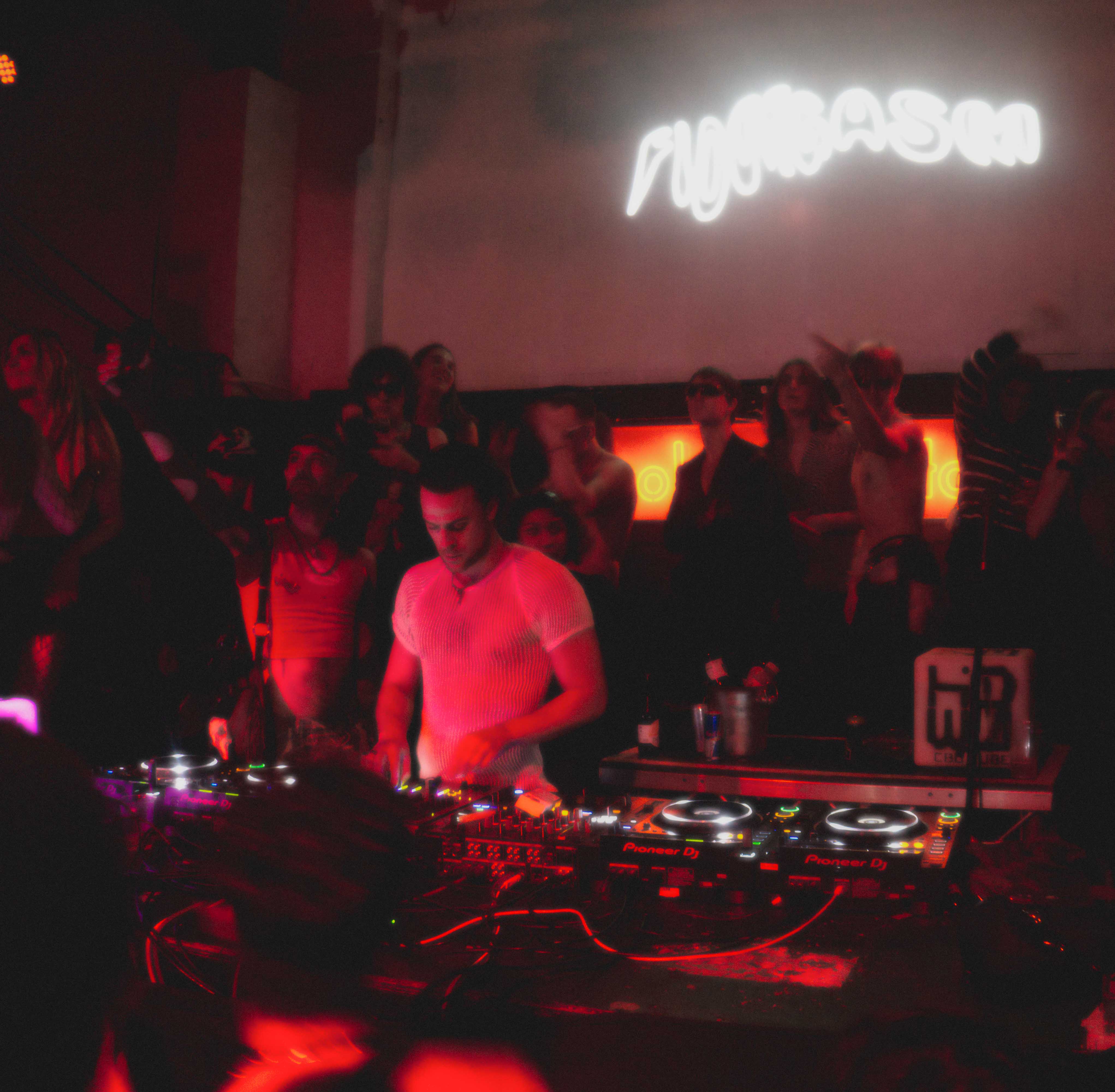 Howl_Rave_09_004_x6dlq9