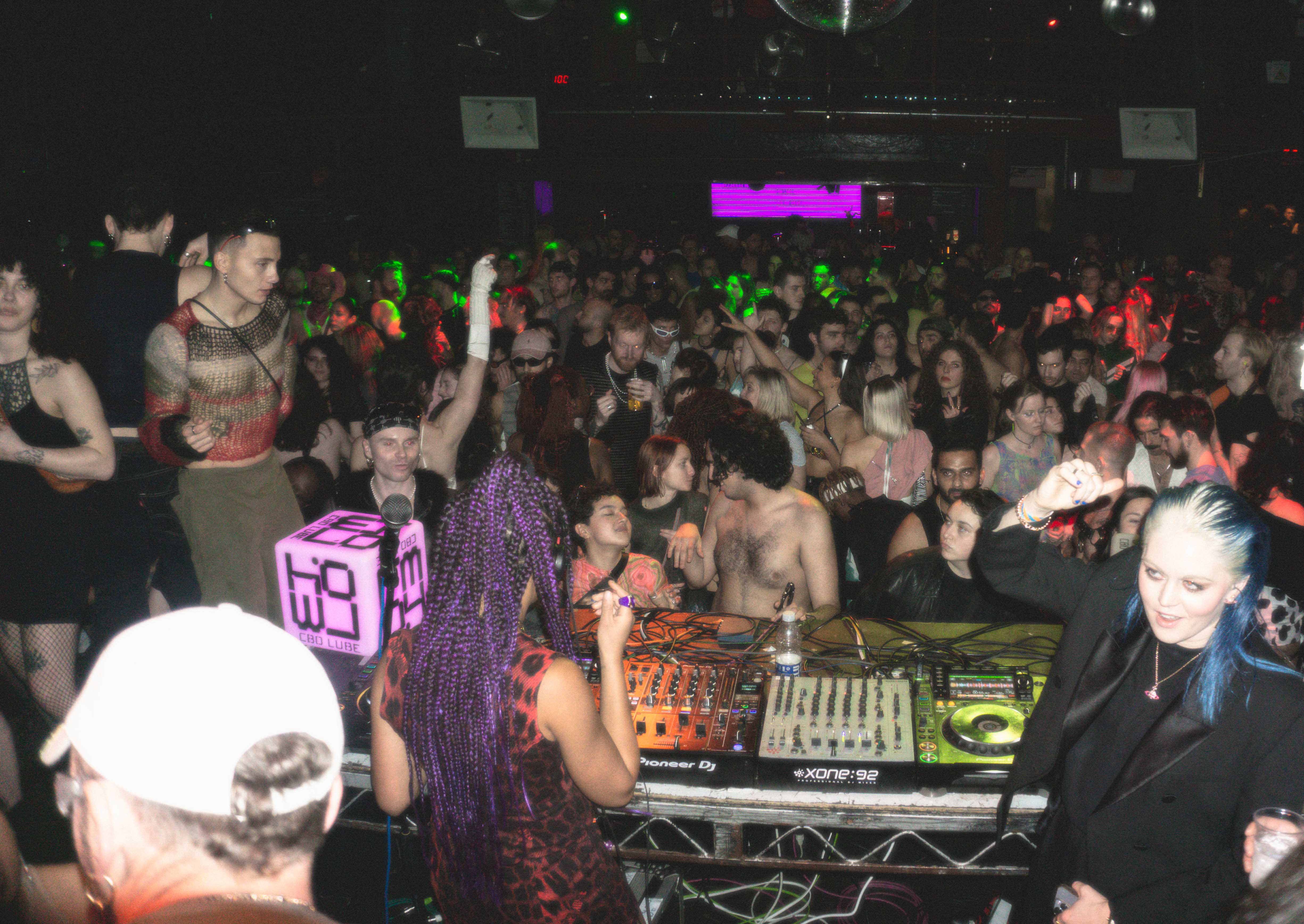 Howl_Rave_09_188_t5yhzh