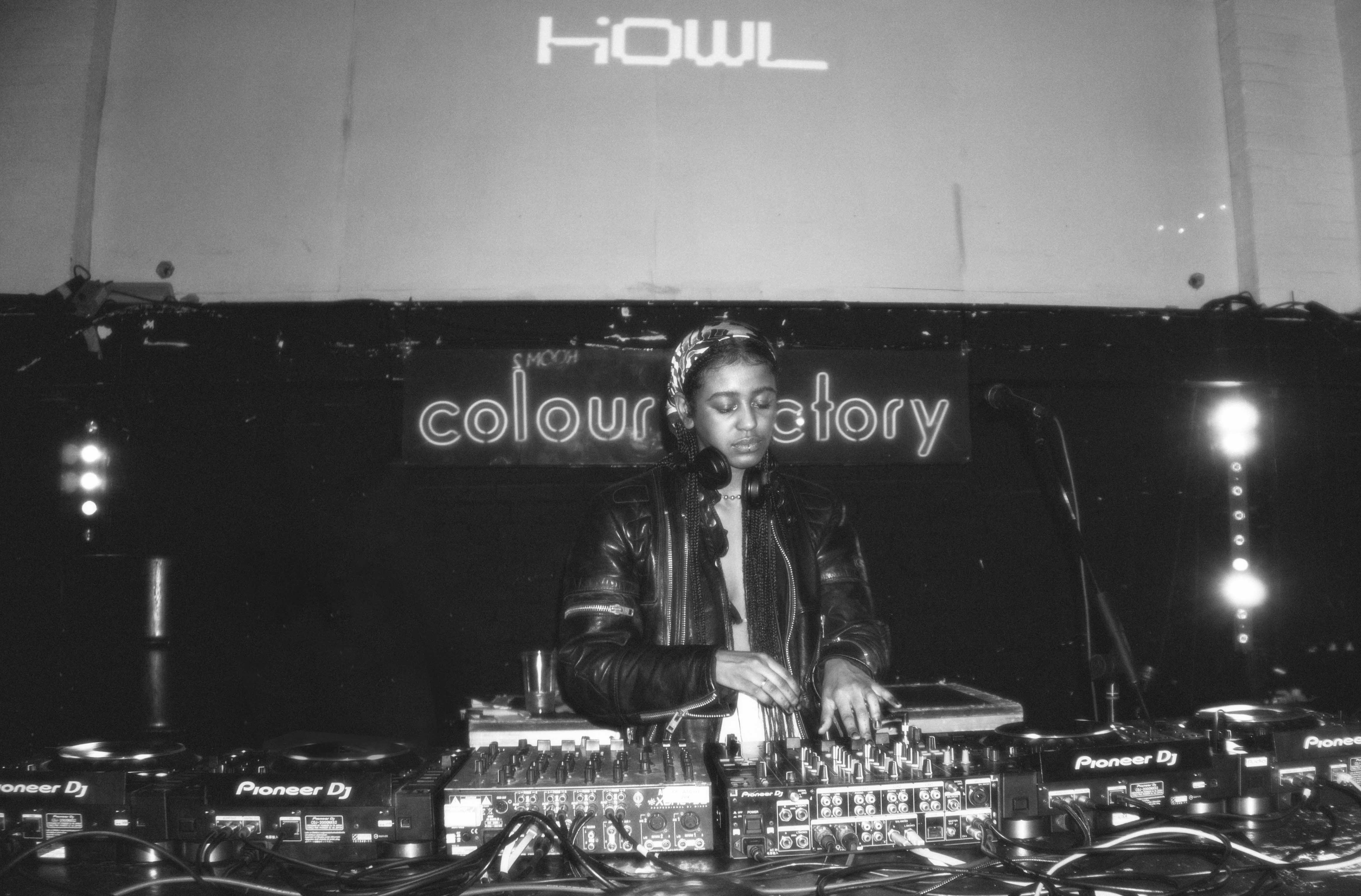 Howl_Rave_09_230_hqvpvb