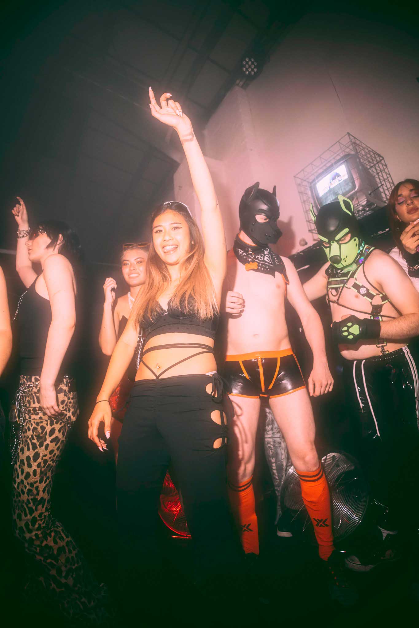 Howl_Rave_08_190_rxhwbn