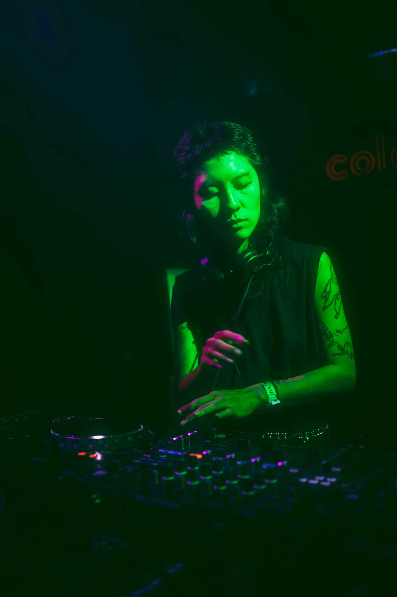 Howl_Rave_08_136_va0d1u