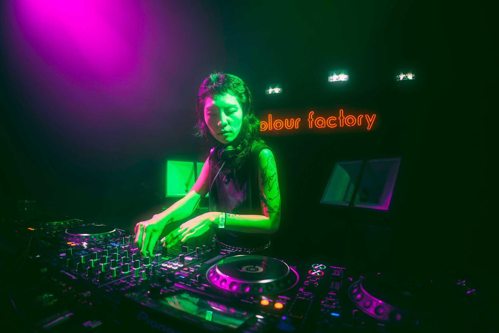 Howl_Rave_08_300_uz4r84