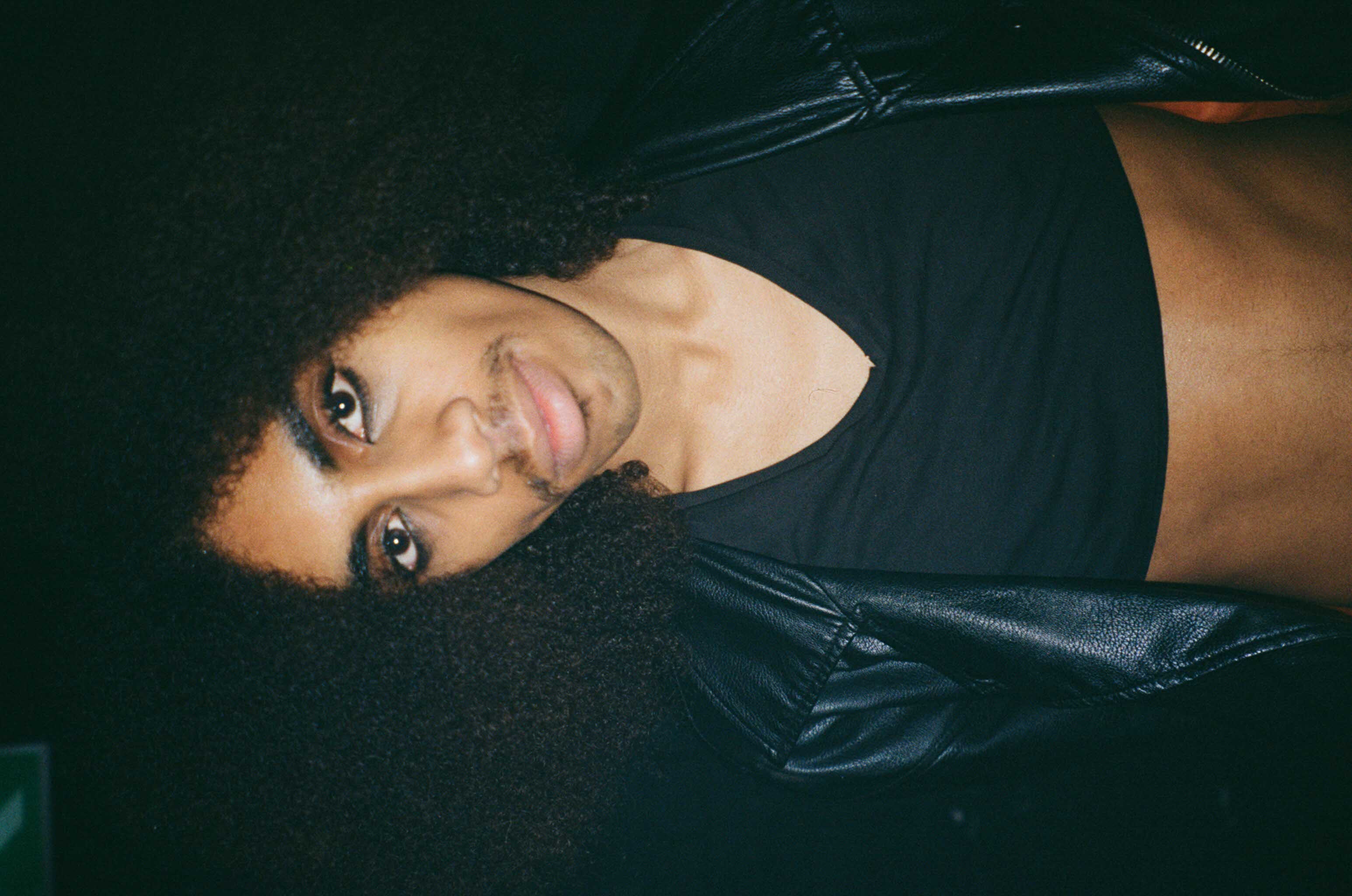 Howl_Rave_08_281_rhxxfd