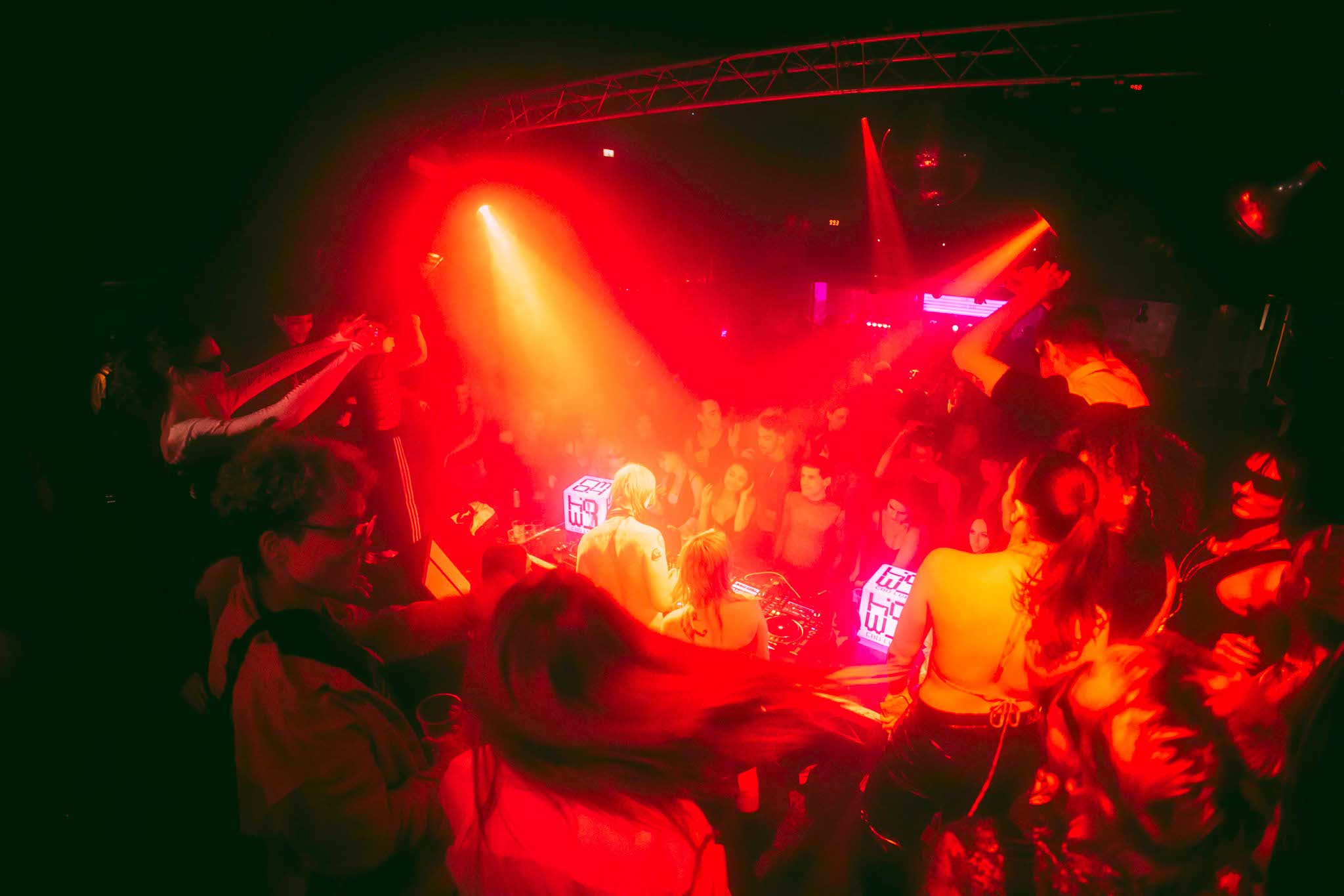 Howl_Rave_08_255_wbby2e