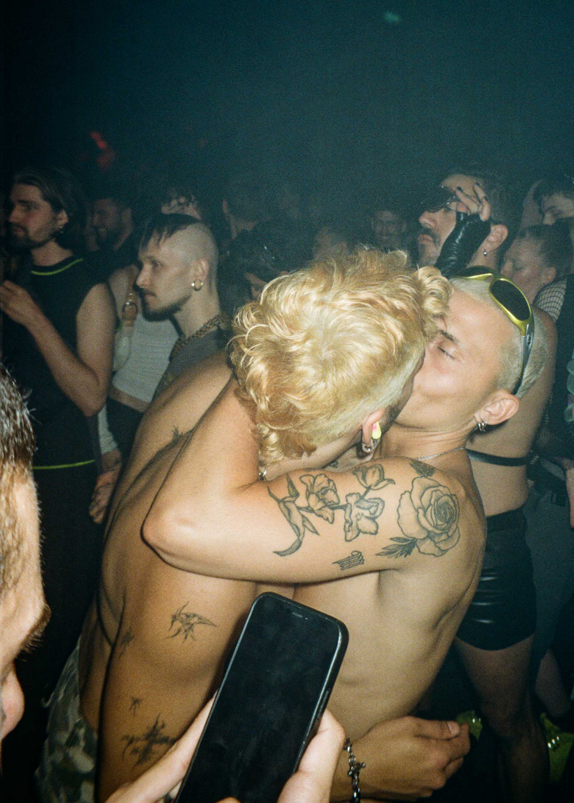 Howl_Rave_11_092_u9h5rb