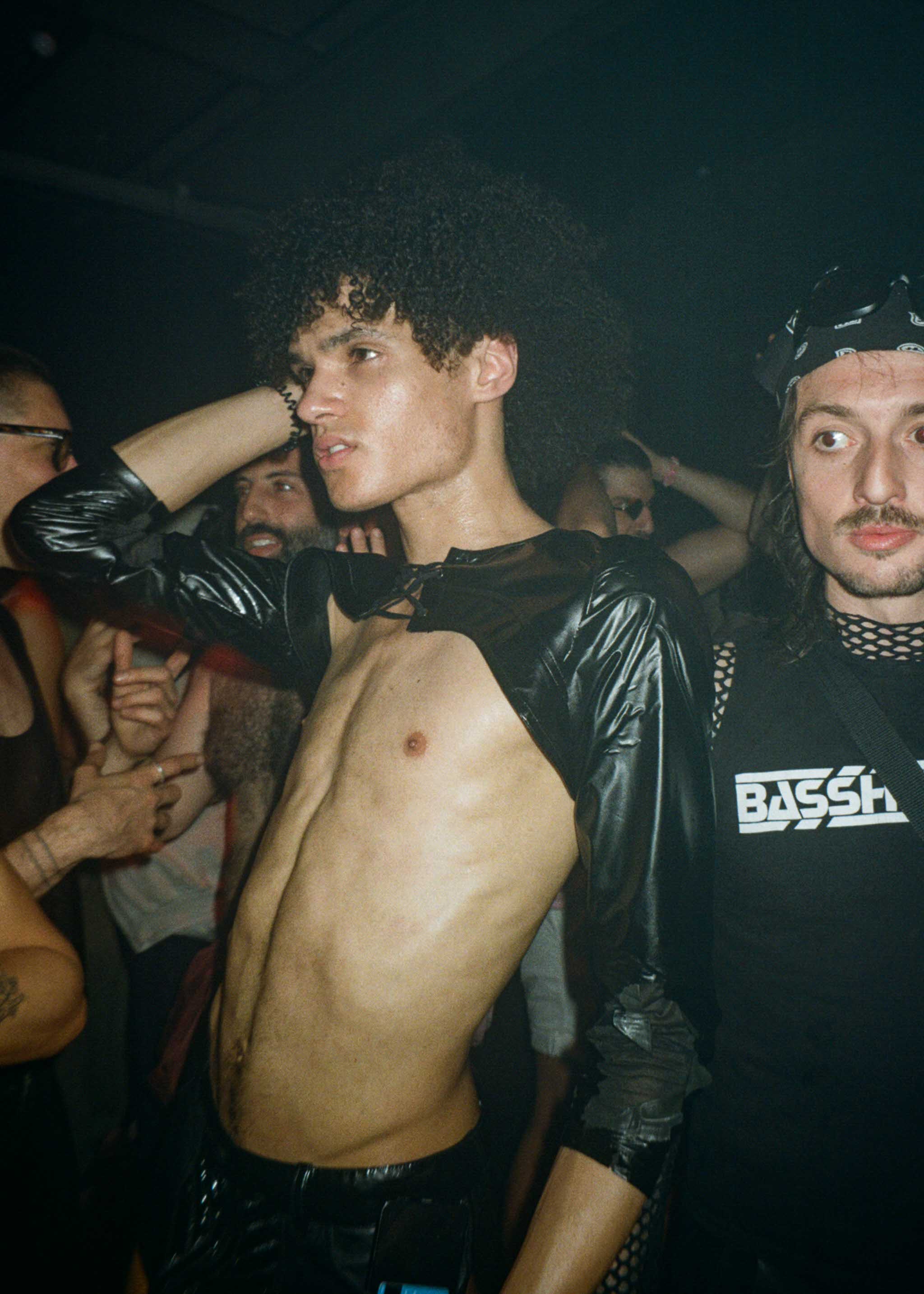 Howl_Rave_11_084_plue04