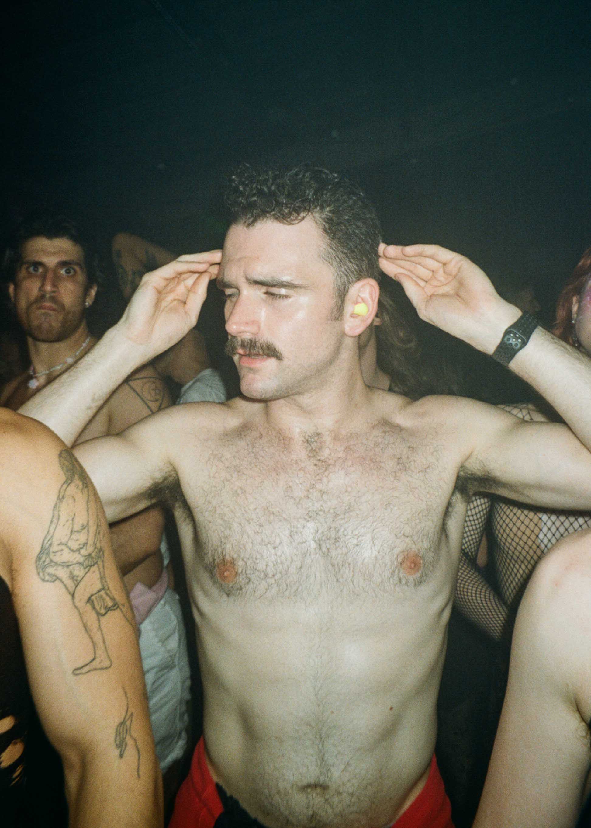 Howl_Rave_11_078_qcudfl