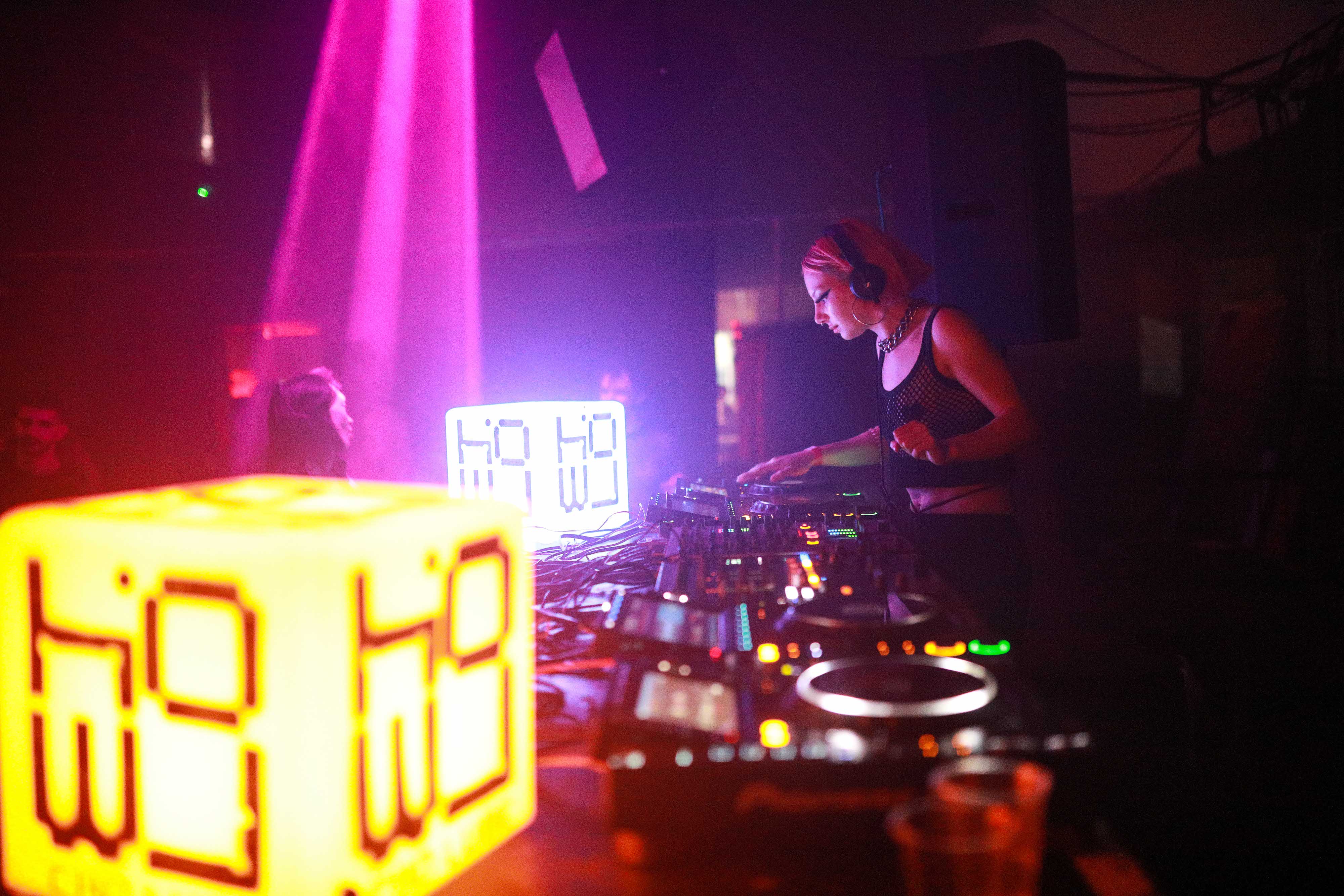Howl_Rave_11_075_koxvcs