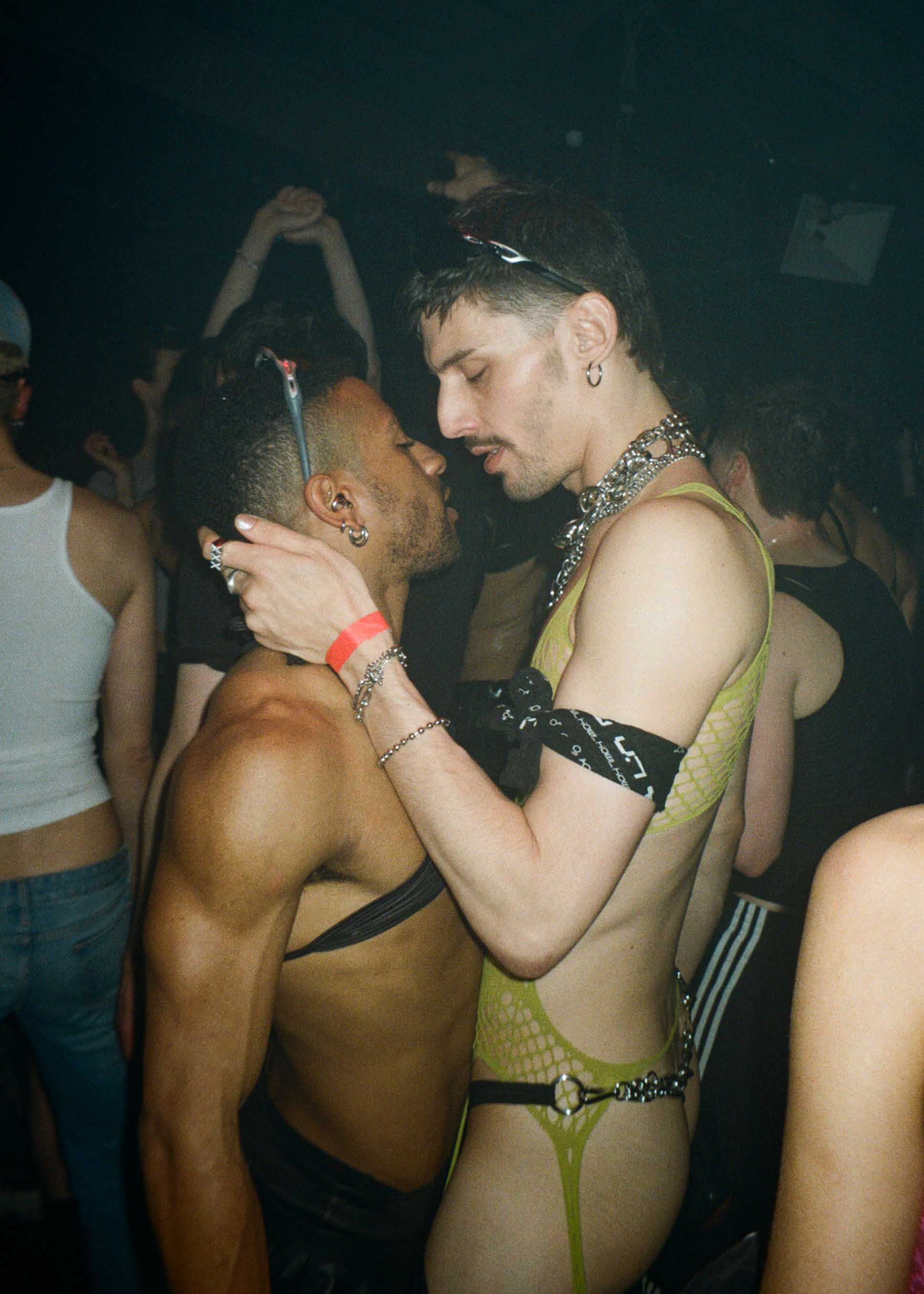 Howl_Rave_11_064_ng5l9u