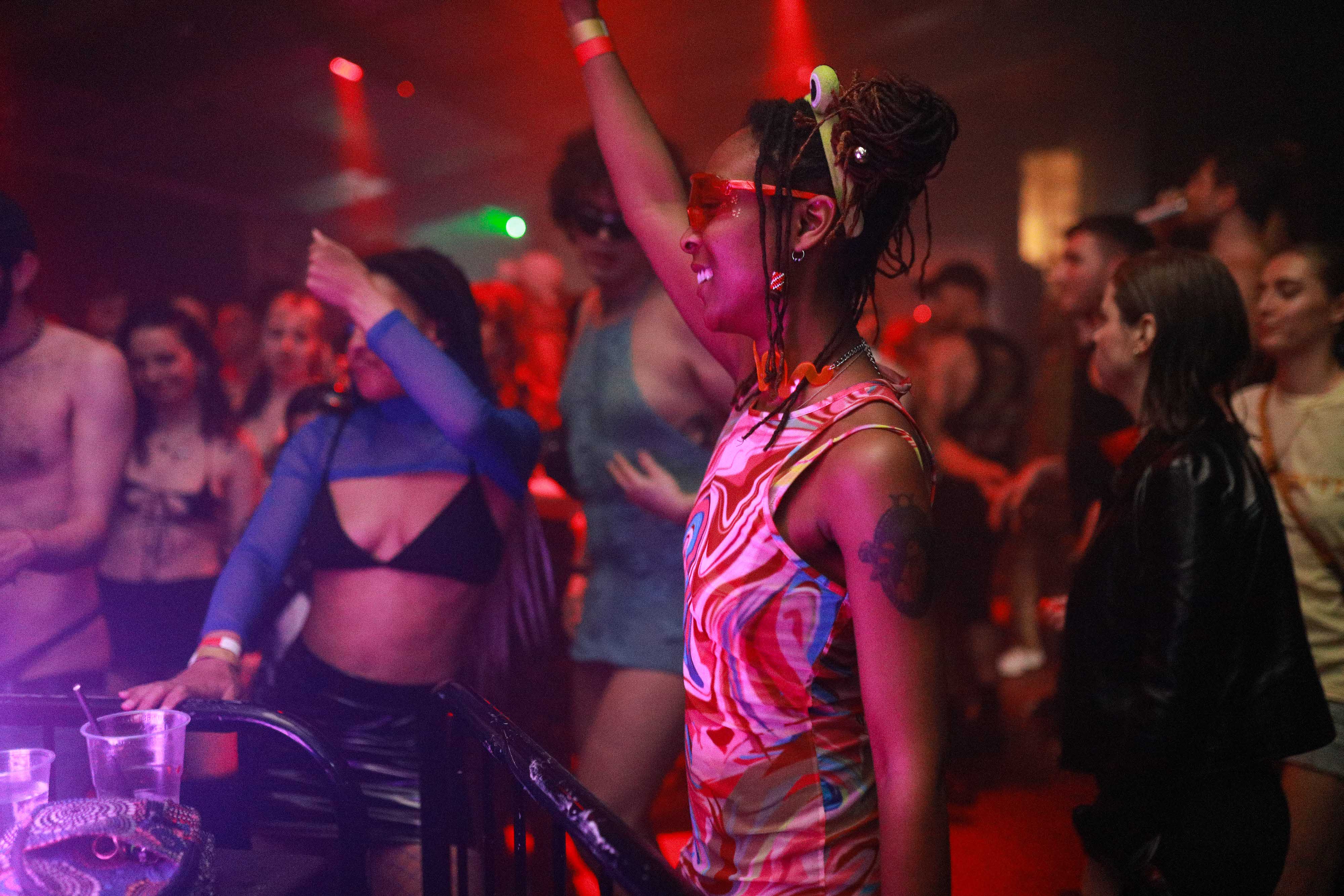 Howl_Rave_11_049_tdcrxo