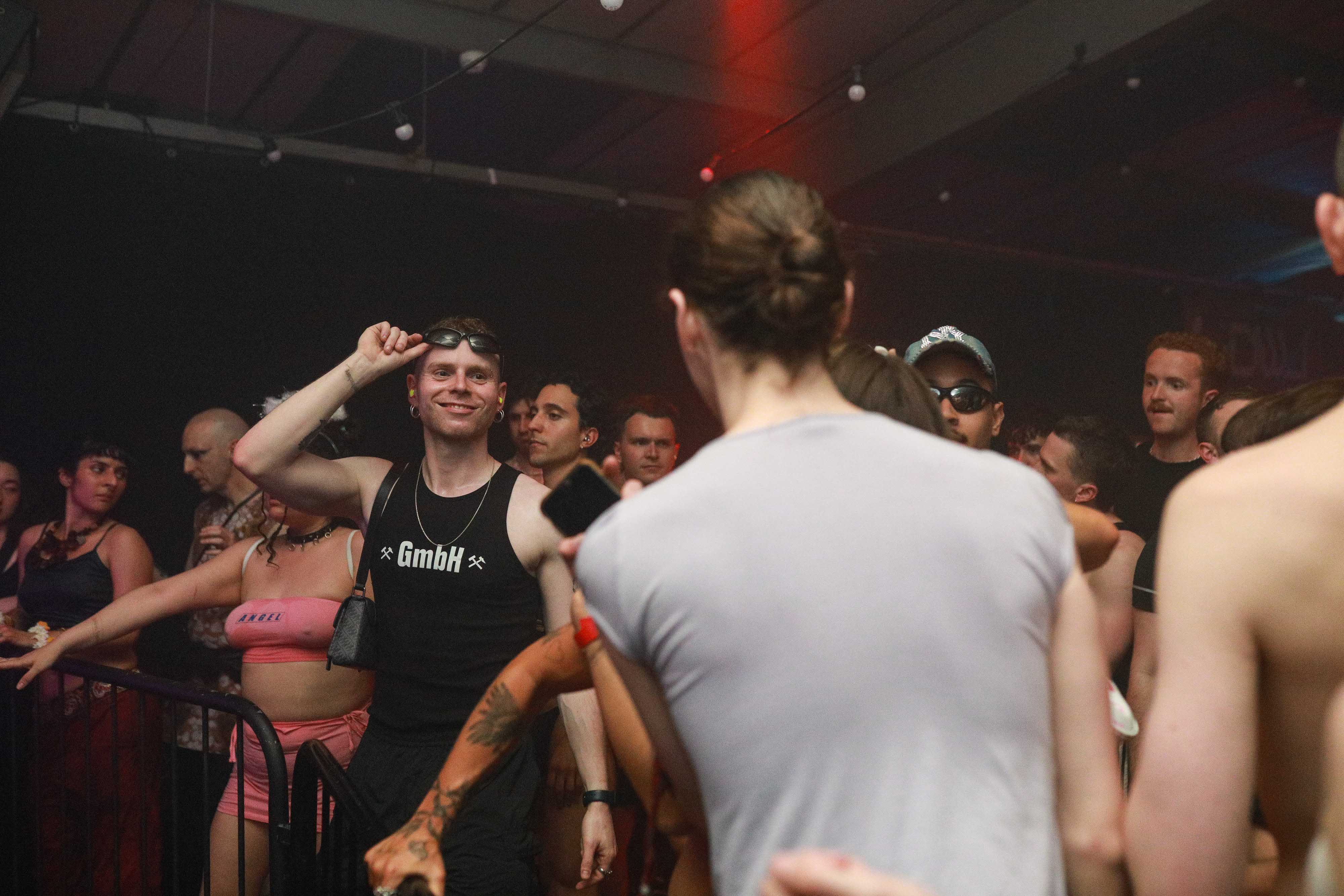 Howl_Rave_11_197_dz45vc