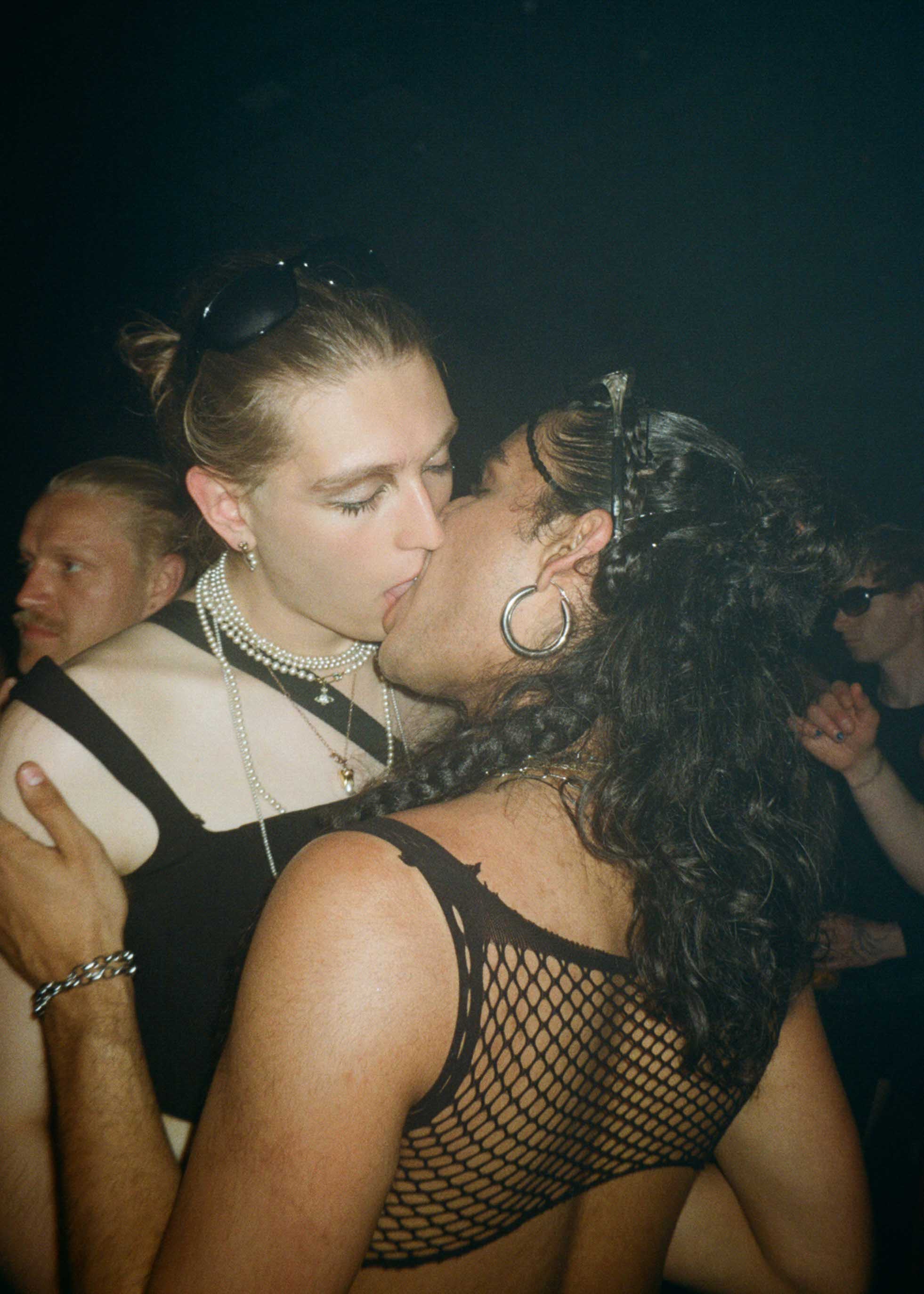 Howl_Rave_11_176_brvcyj