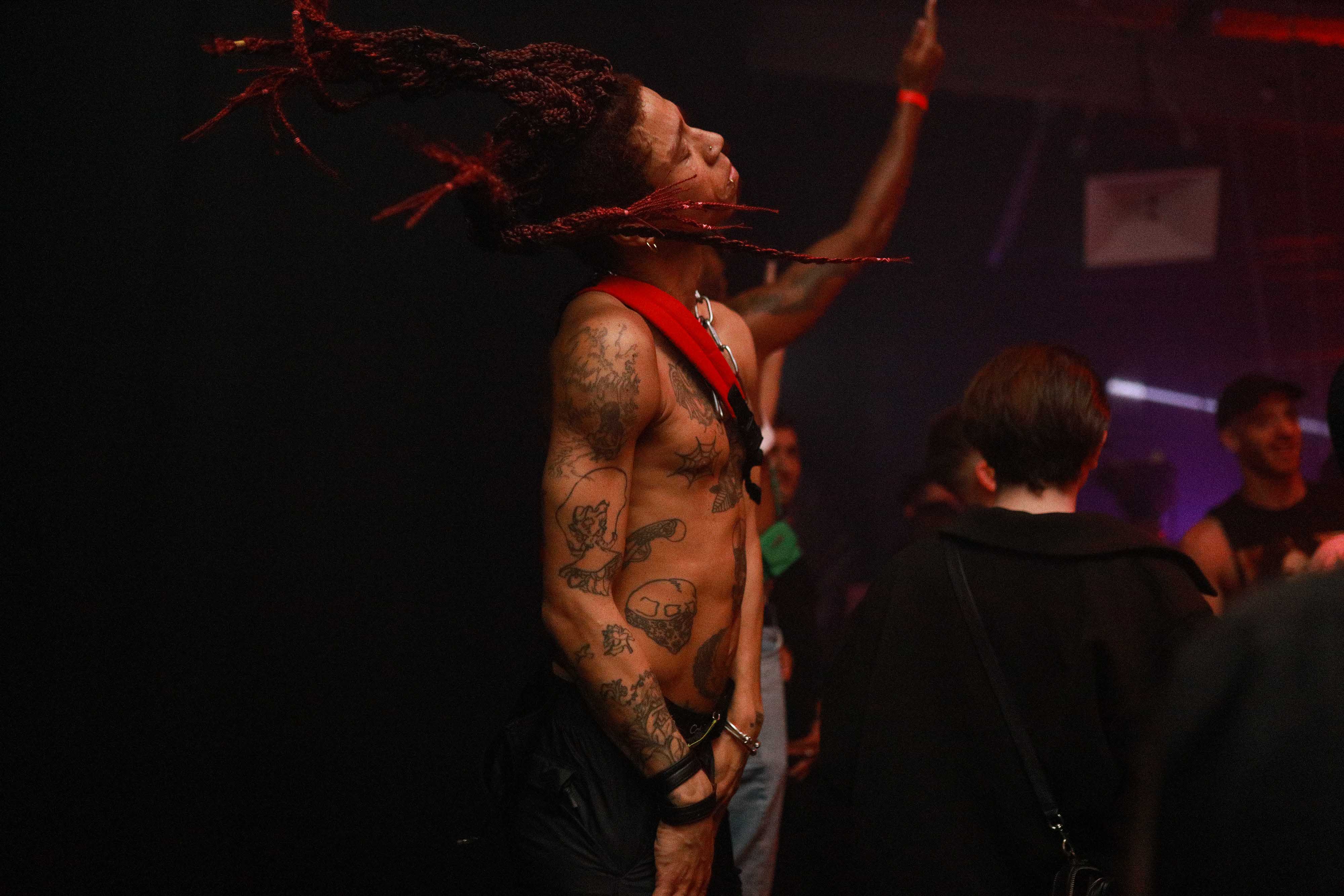 Howl_Rave_11_158_e22aci