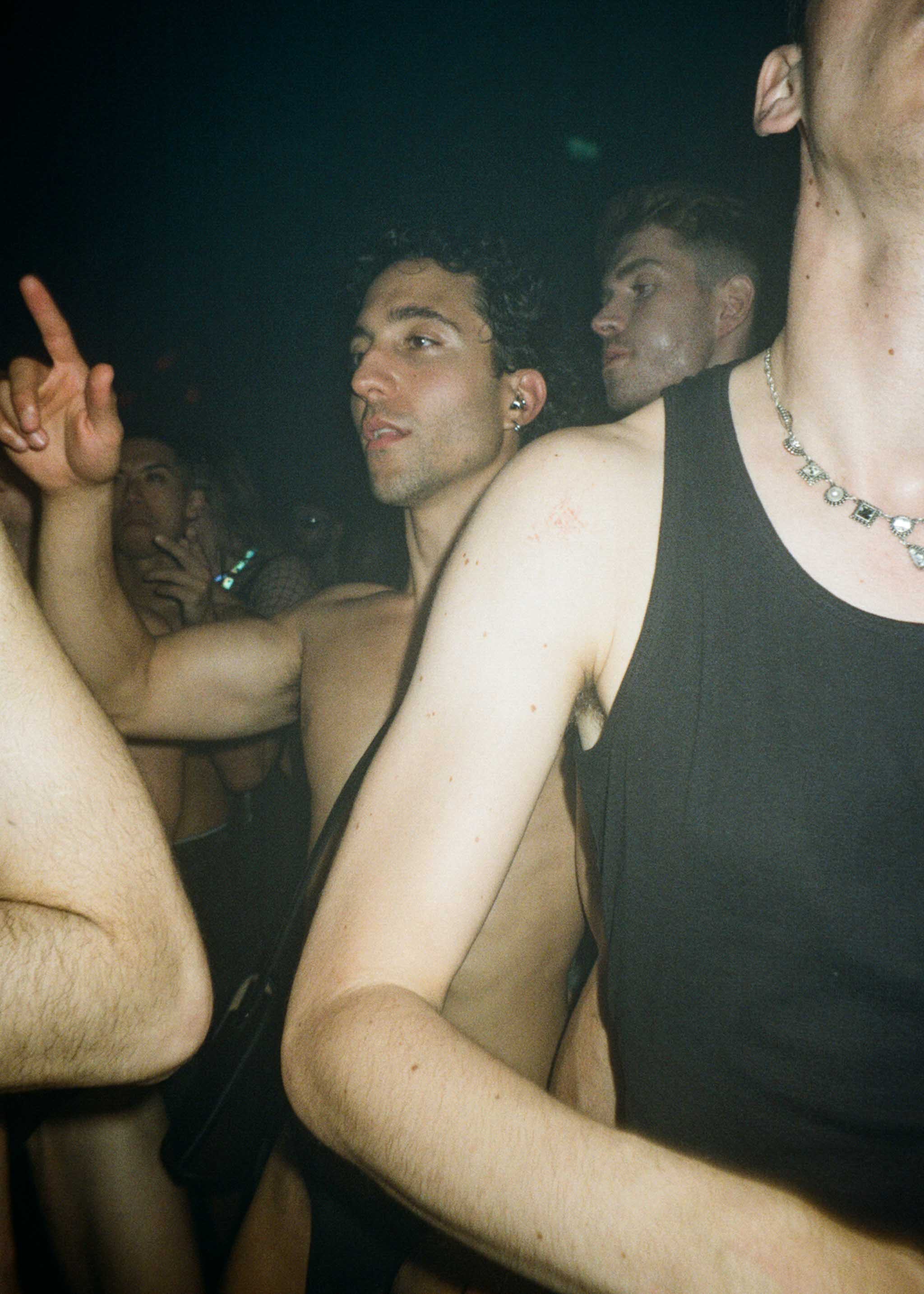 Howl_Rave_11_151_lxi1al
