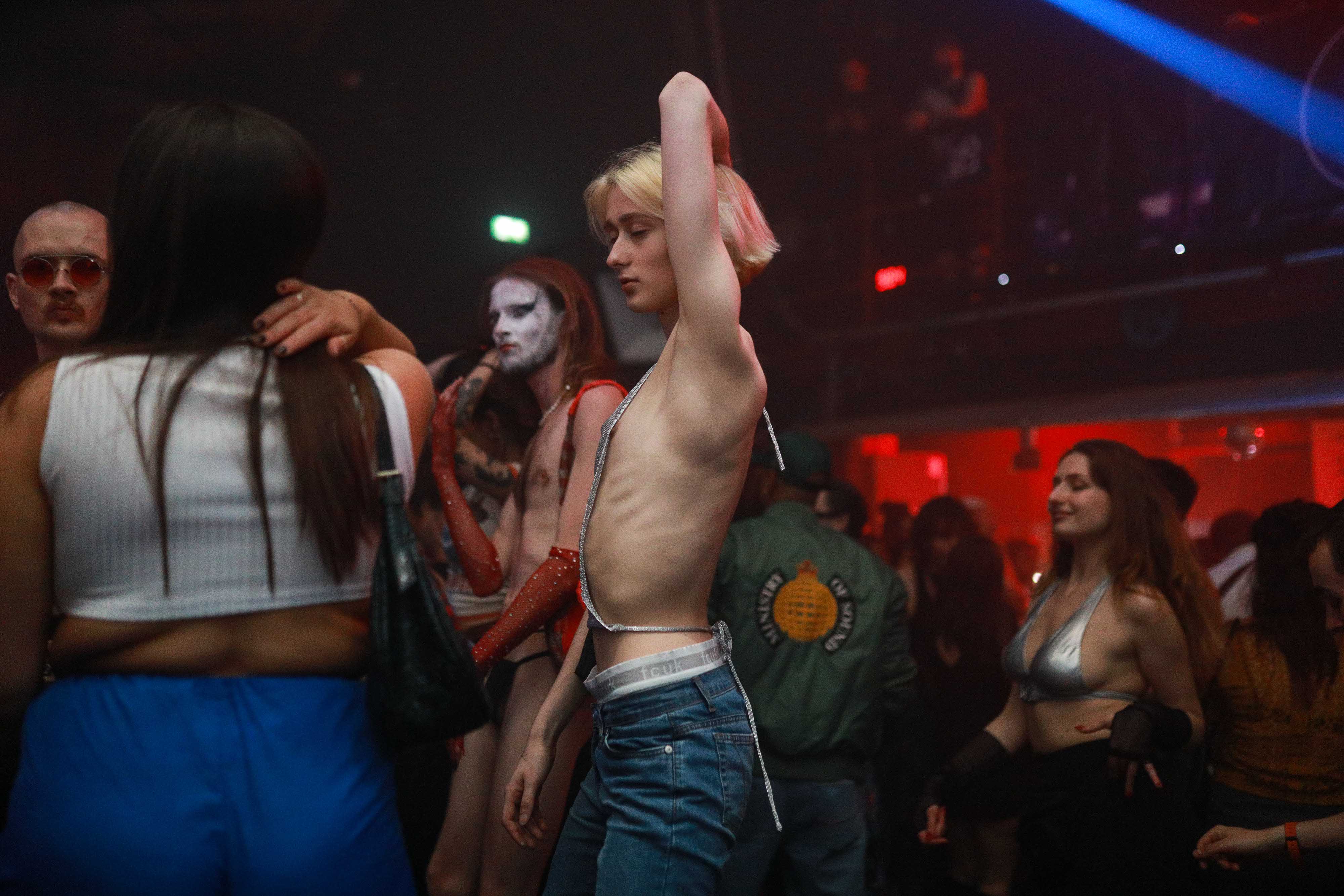 Howl_Rave_11_135_y3mtp4