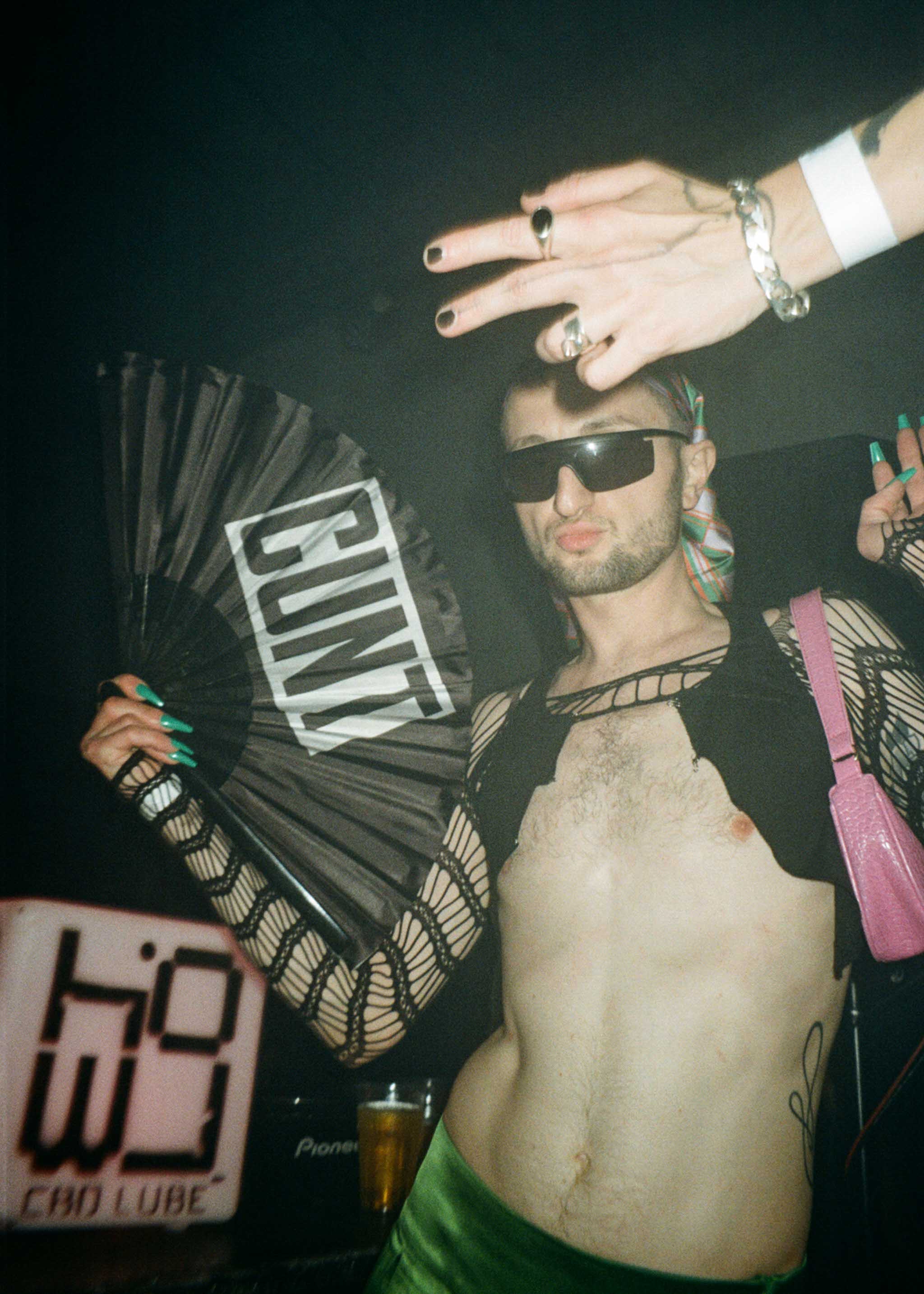 Howl_Rave_11_114_rvzsmb